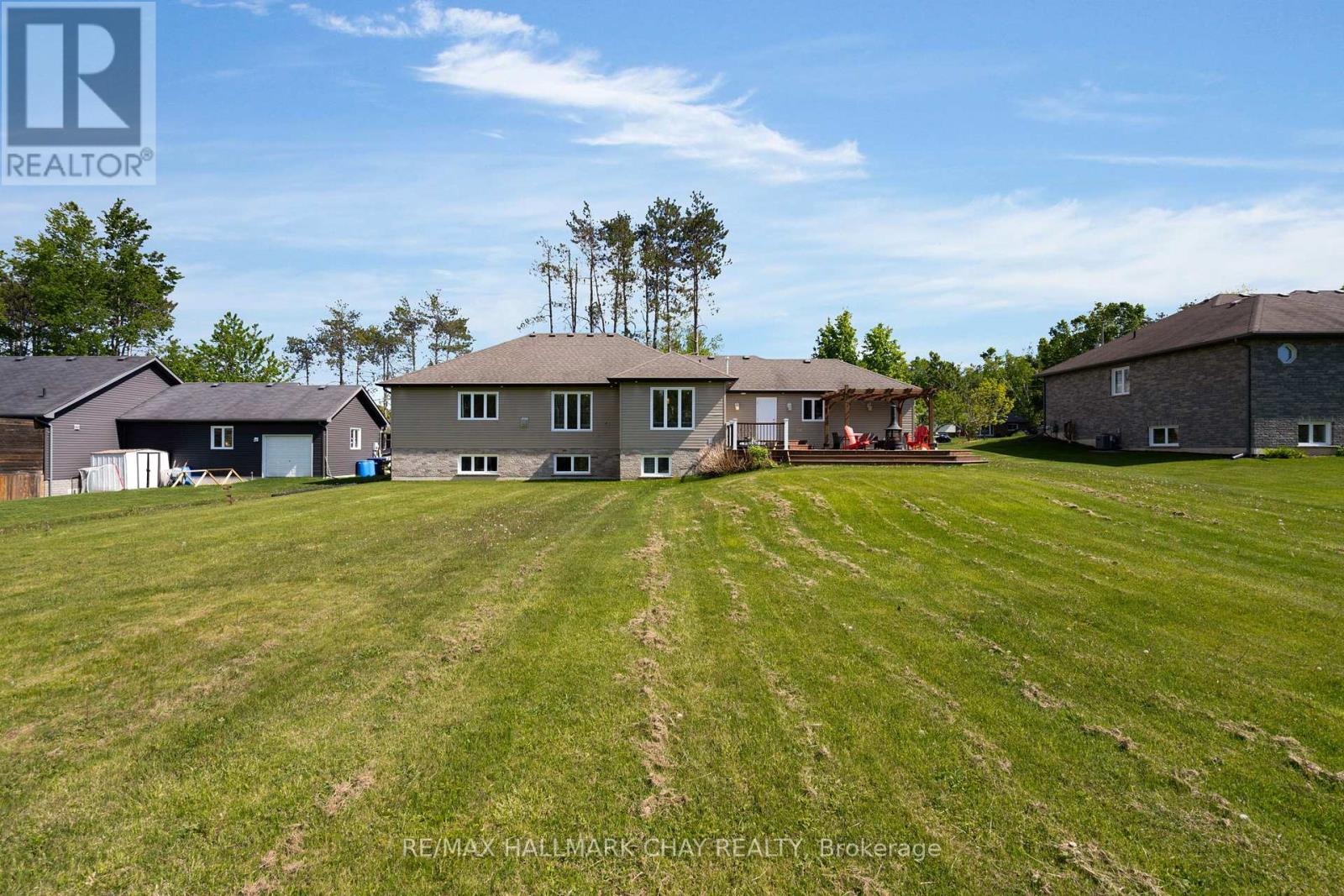 2052 Marchmont Road, Severn, Ontario  L3V 6H2 - Photo 26 - S12177146