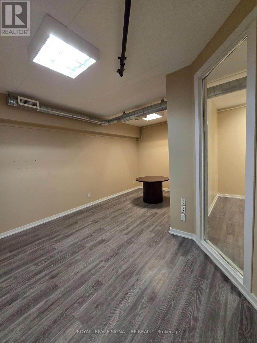 Suite 1 - 126 Trafalgar Road, Oakville, Ontario  L6J 3G5 - Photo 13 - W12177026