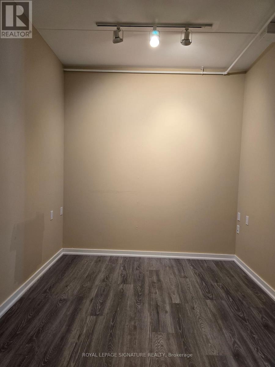Suite 1 - 126 Trafalgar Road, Oakville, Ontario  L6J 3G5 - Photo 7 - W12177026
