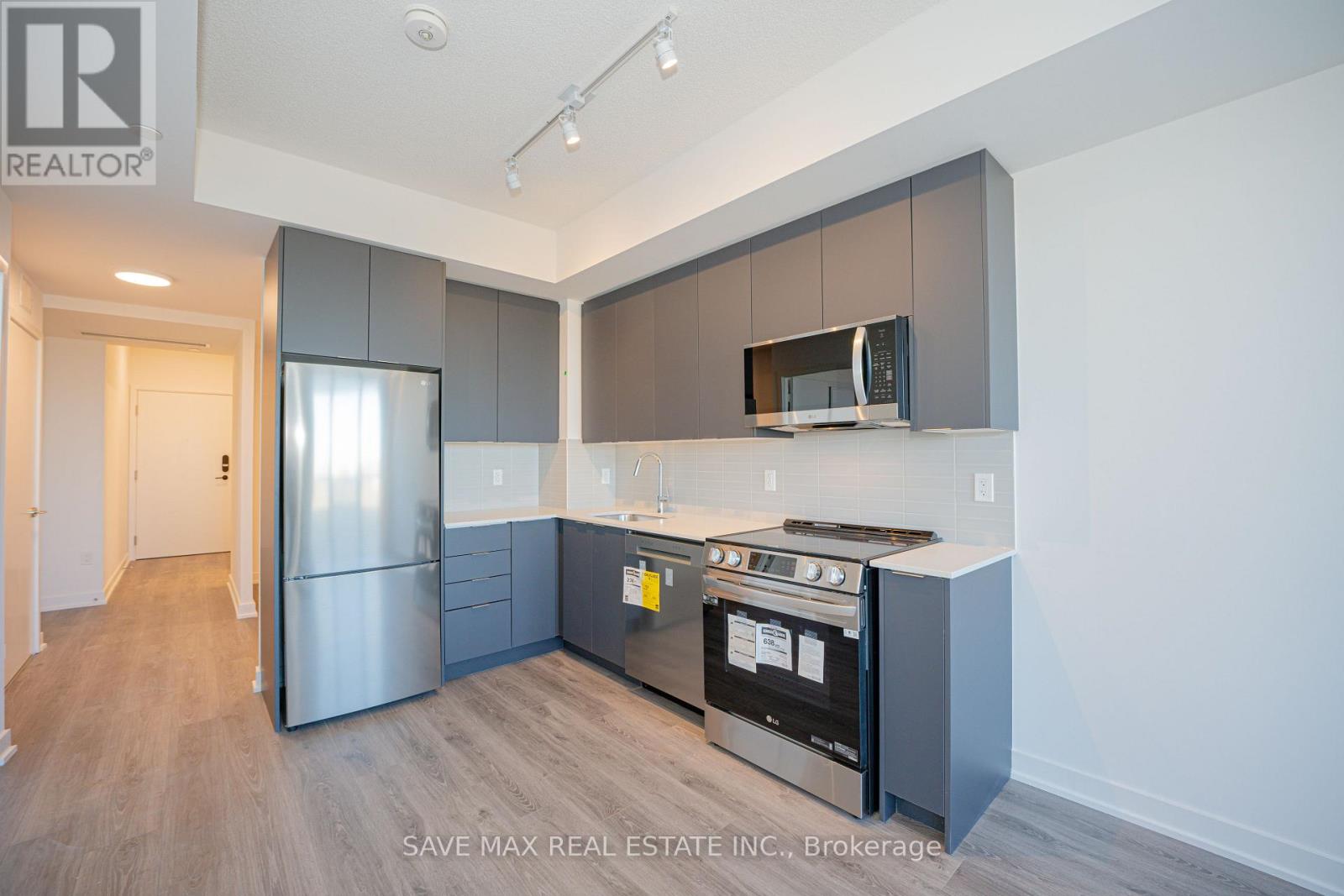 421 - 225 Malta Avenue, Brampton, Ontario  L6Y 6L6 - Photo 12 - W12177131