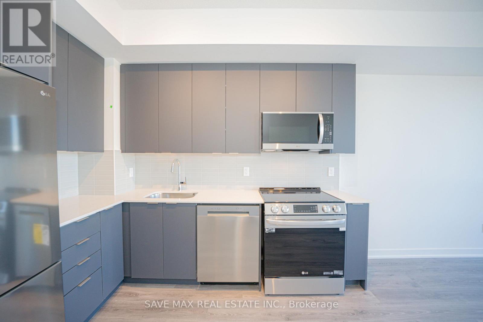 421 - 225 Malta Avenue, Brampton, Ontario  L6Y 6L6 - Photo 13 - W12177131