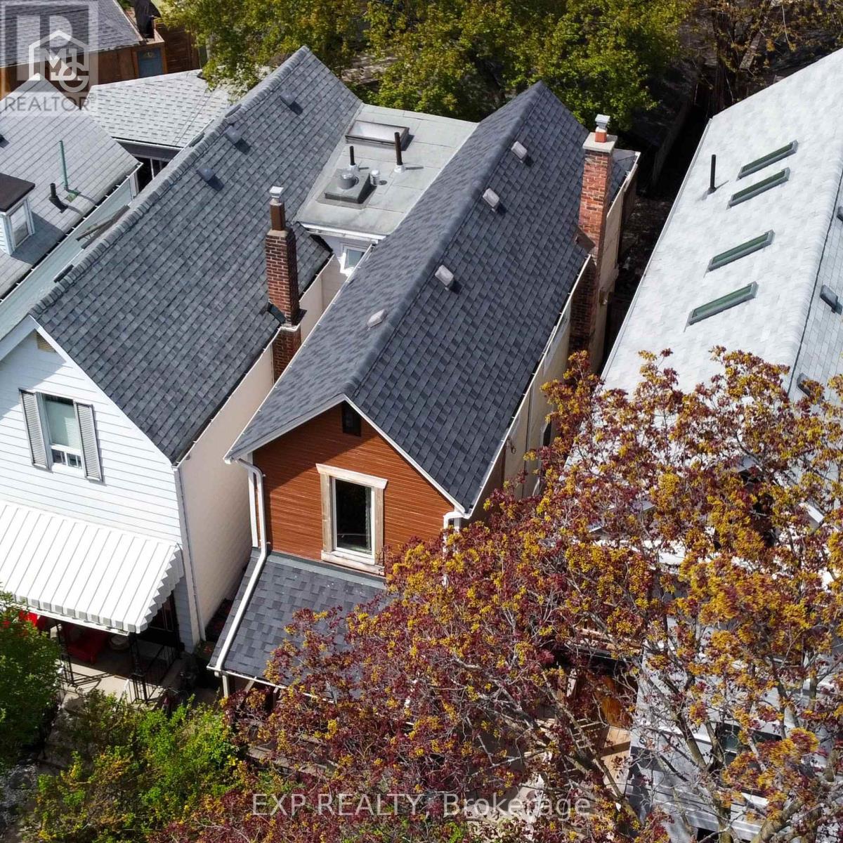 Property at 32 COLUMBUS AVENUE image 4