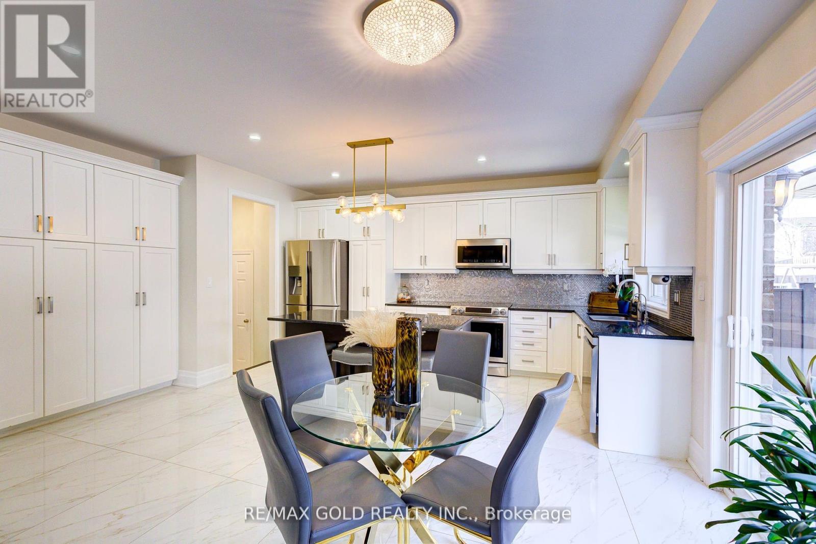 15 Wetland Way, Kitchener, Ontario  N2P 0C3 - Photo 10 - X12177096