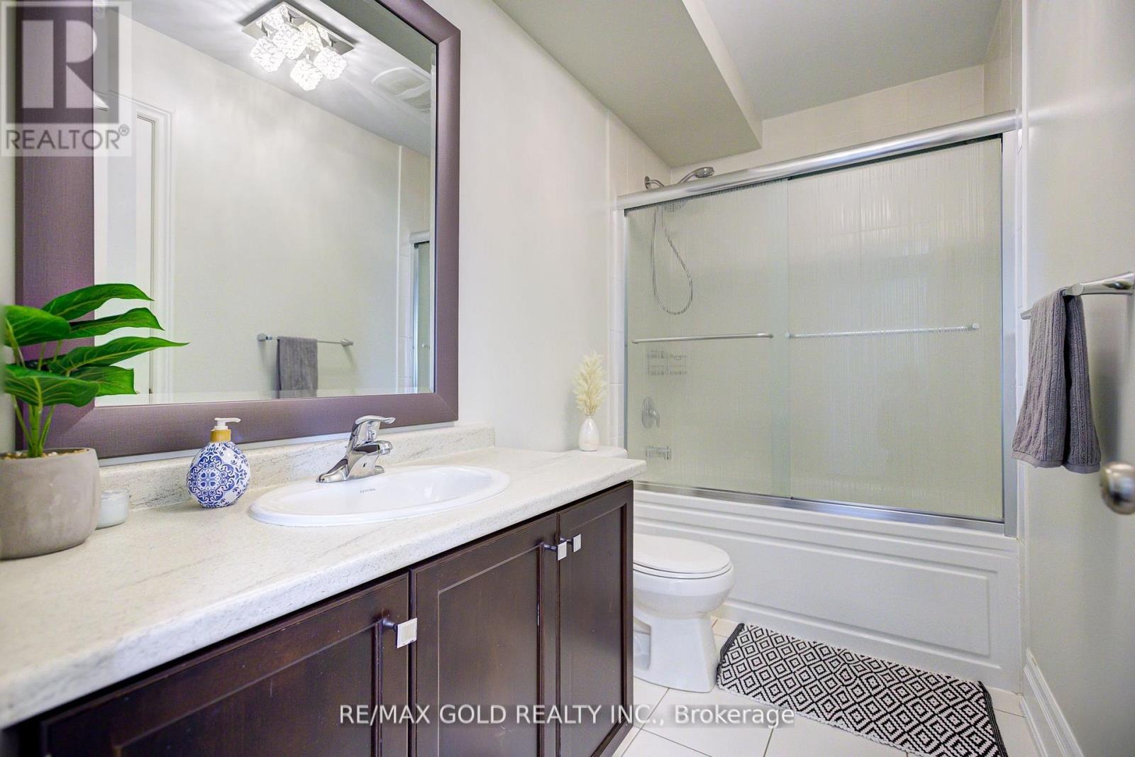 15 Wetland Way, Kitchener, Ontario  N2P 0C3 - Photo 24 - X12177096