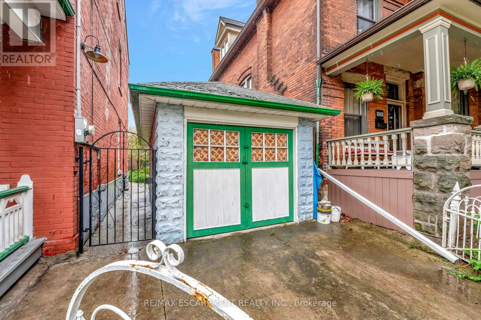 198 Macnab Street N, Hamilton (Central), Ontario  L8R 2M4 - Photo 13 - X12177140