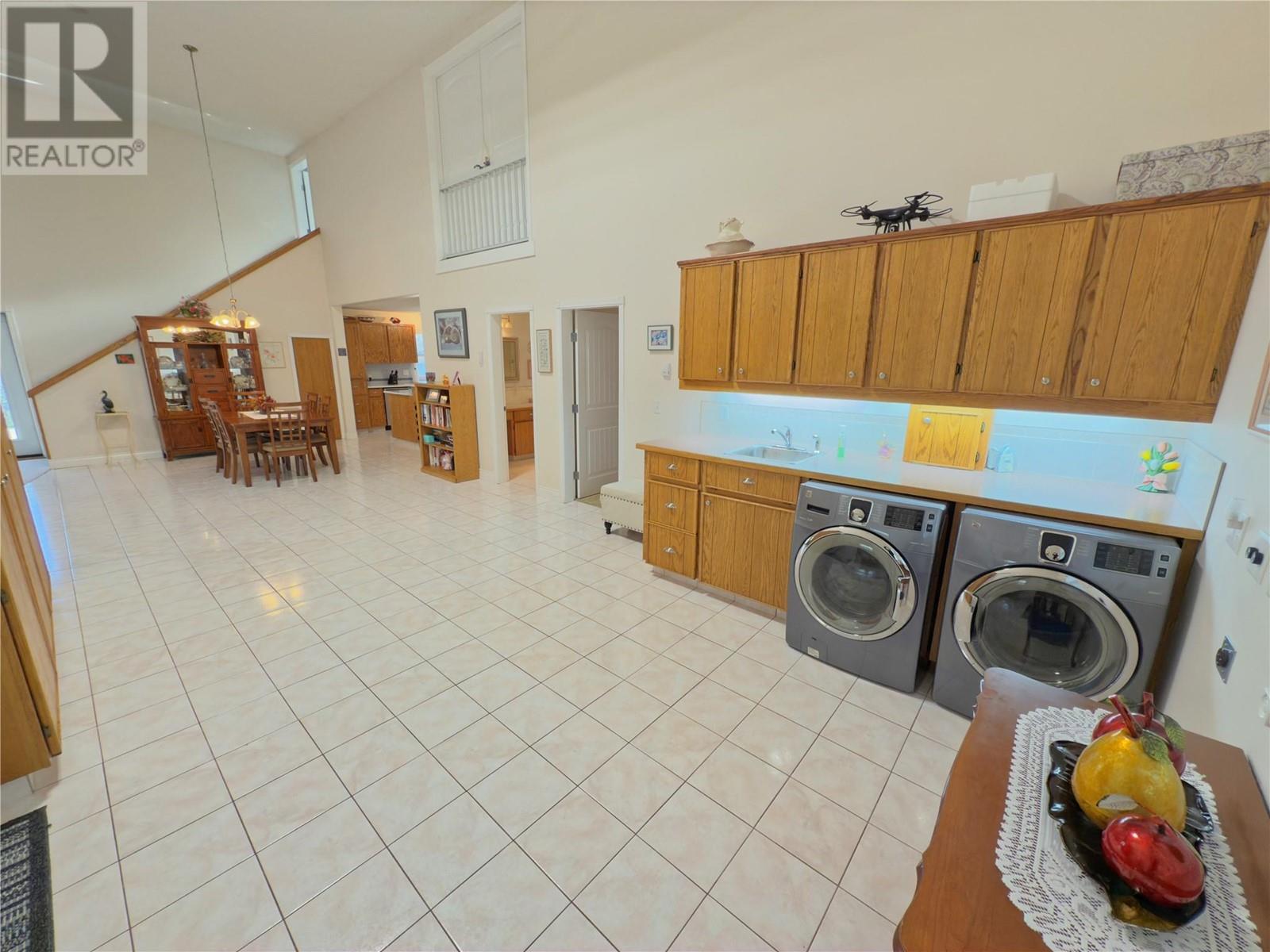 2061 Main Street, Cawston, BC V0X1C1