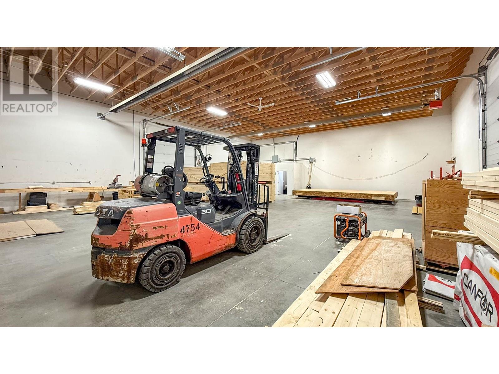9013 - 9021 Jim Bailey Road Kelowna Photo 23