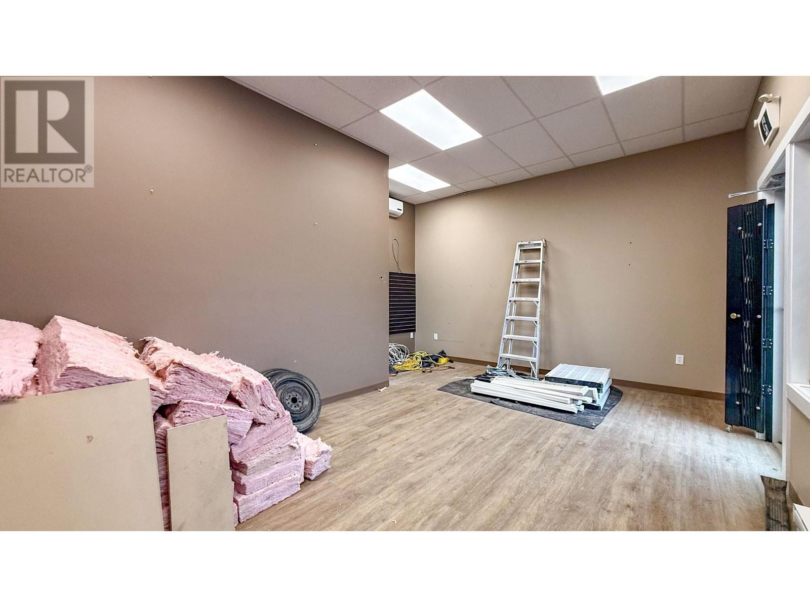9013 - 9021 Jim Bailey Road Kelowna Photo 17