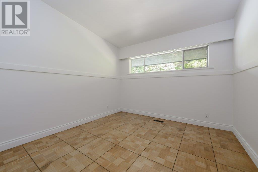 422 Genoa Crescent, North Vancouver, British Columbia  V7N 3B7 - Photo 21 - R3007933
