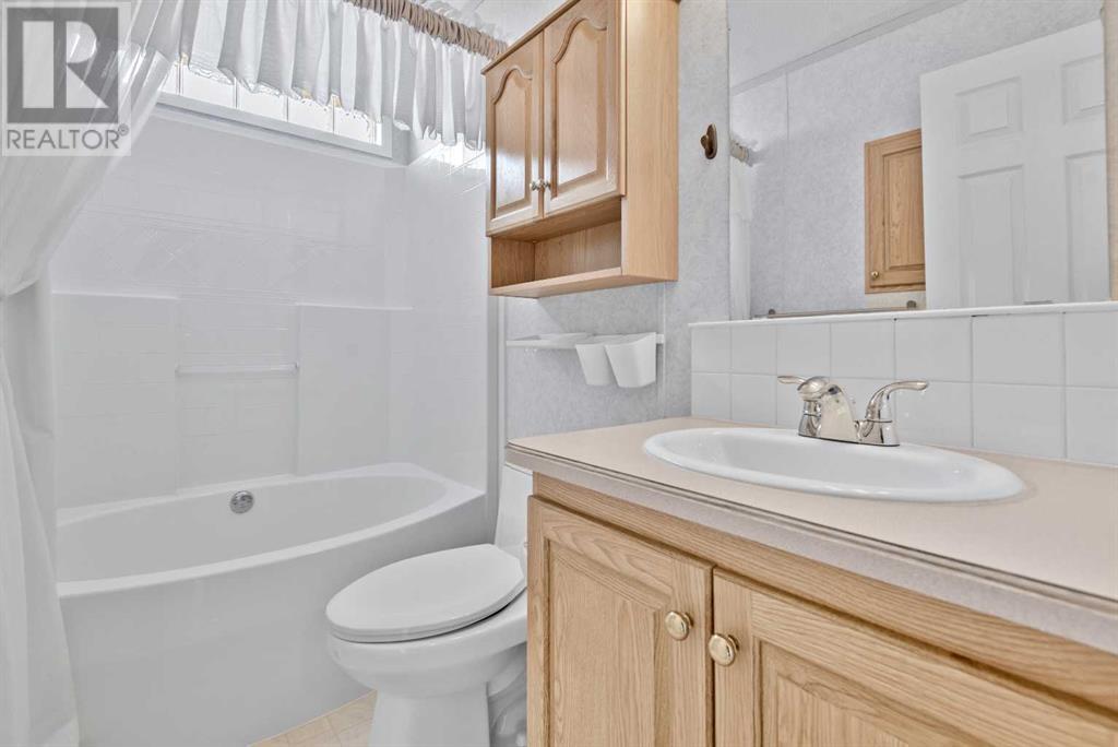 4924 Dorchester Avenue, Red Deer, Alberta  T4R 2Z8 - Photo 26 - A2210422