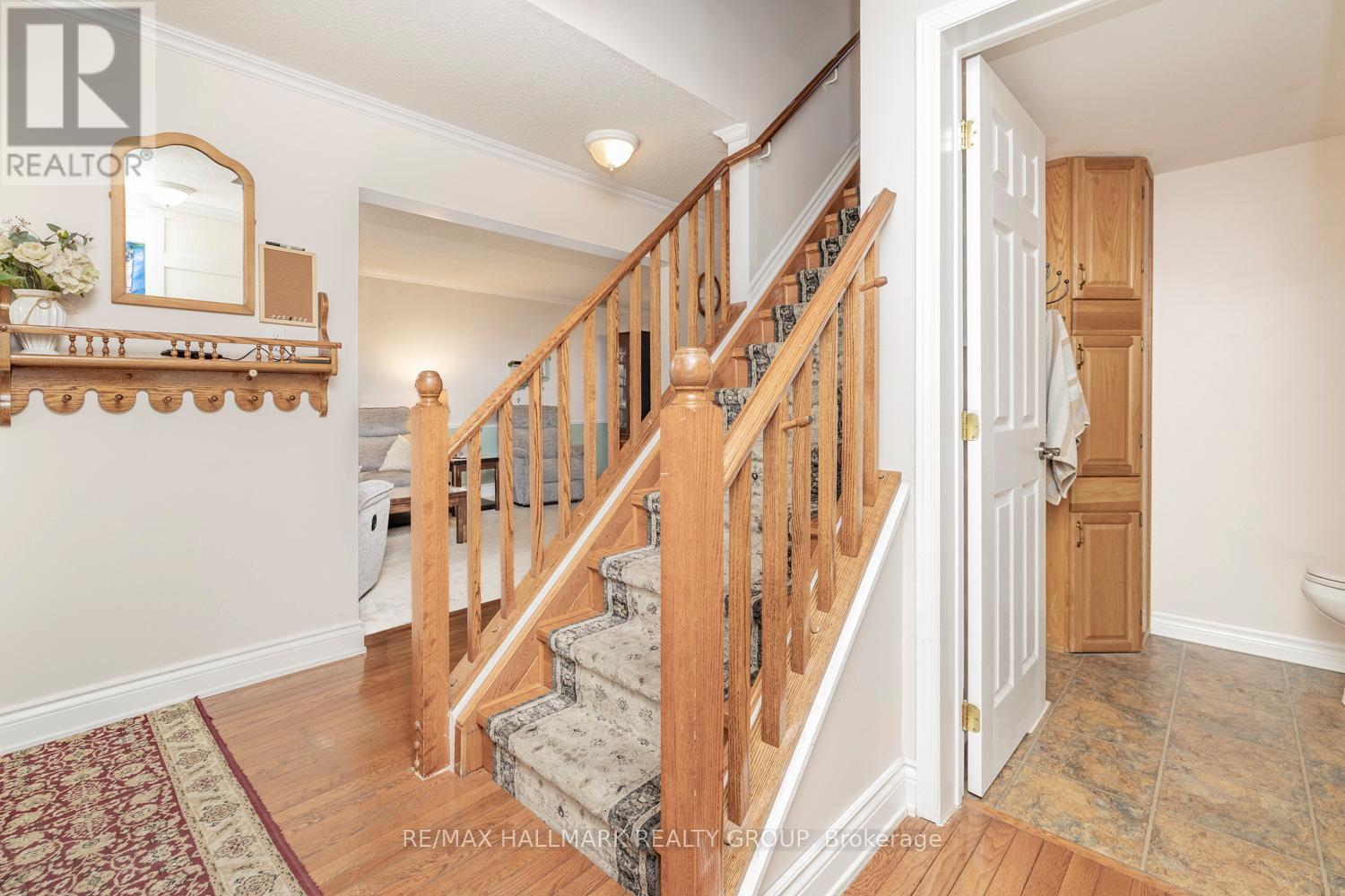 1717 Tache Way, Ottawa, Ontario  K4A 2T5 - Photo 4 - X12177174