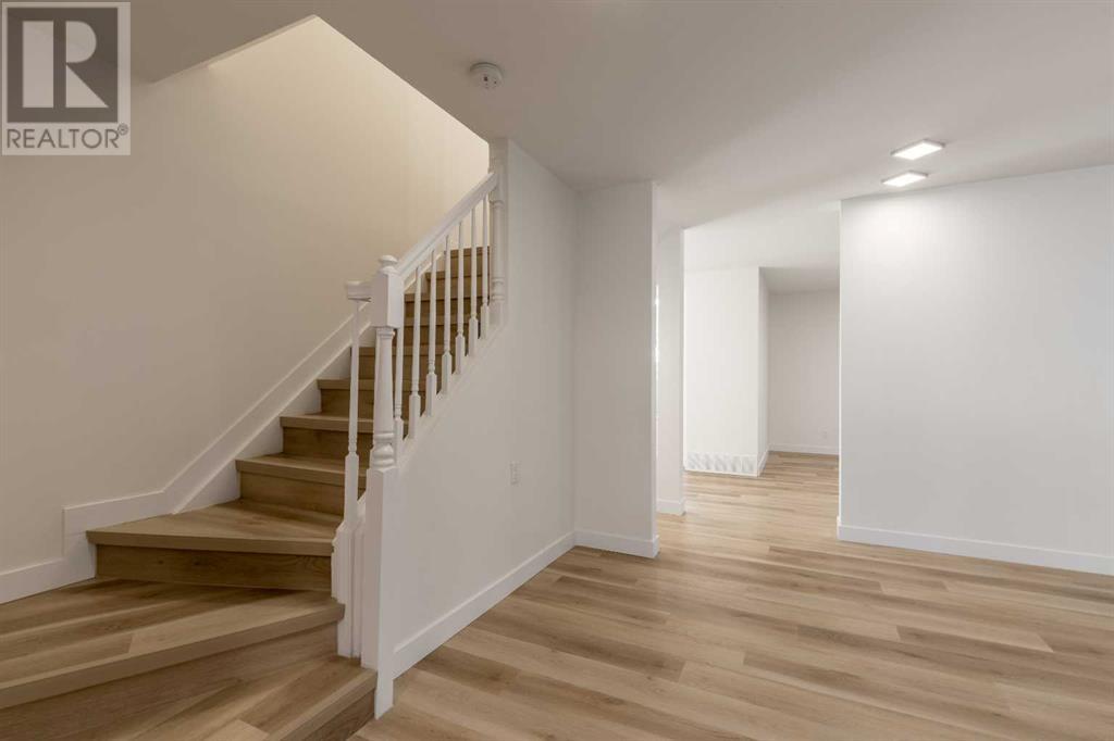 Property at 18 Queens Road W image 4