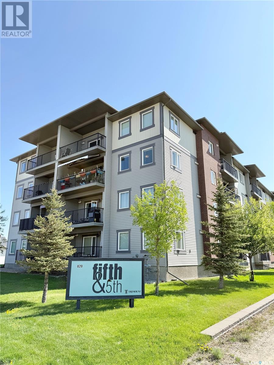 302 820 5th STREET NE, weyburn, Saskatchewan