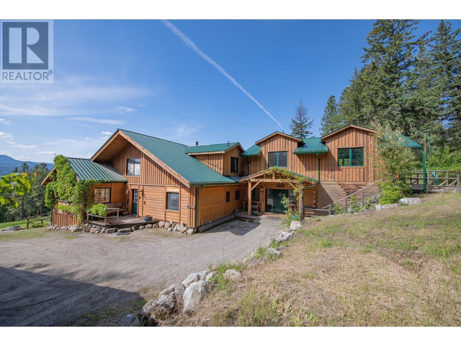 233 Albers Road, Lumby, British Columbia  V0E 2G5 - Photo 2 - 10334462
