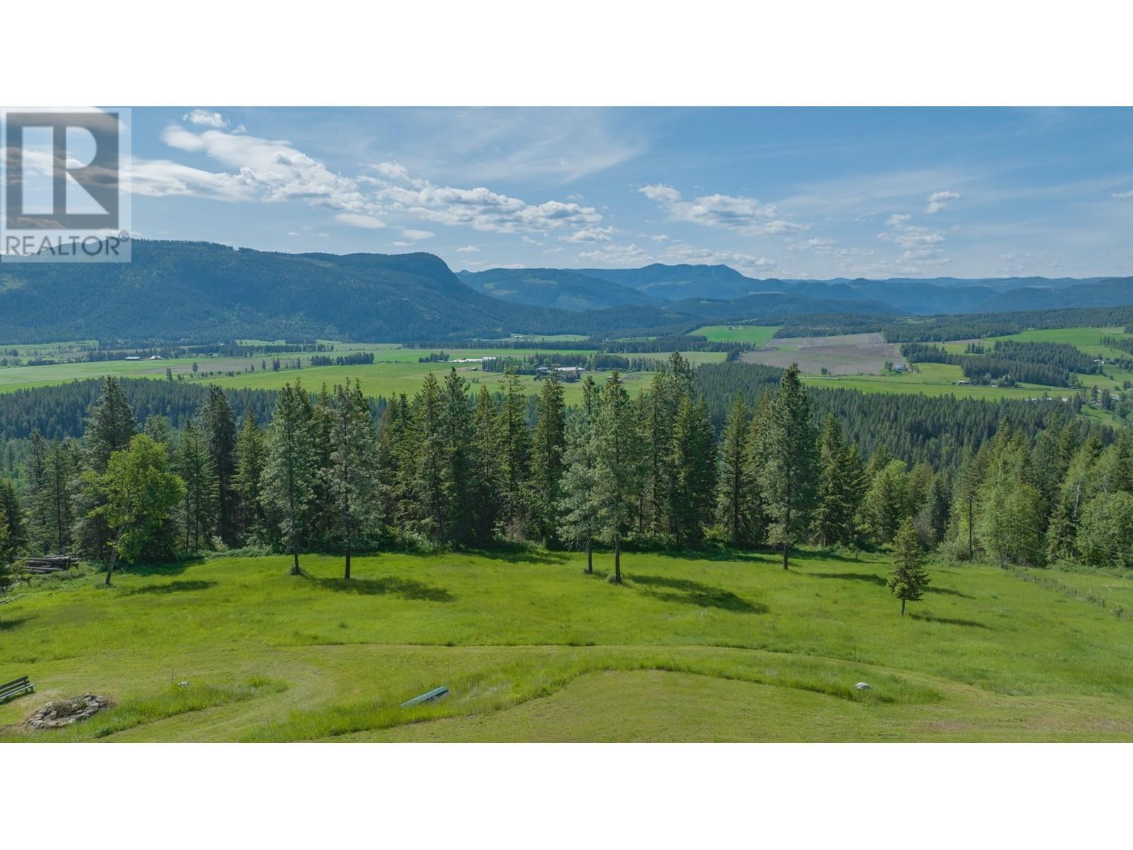 233 Albers Road, Lumby, British Columbia  V0E 2G5 - Photo 6 - 10334462