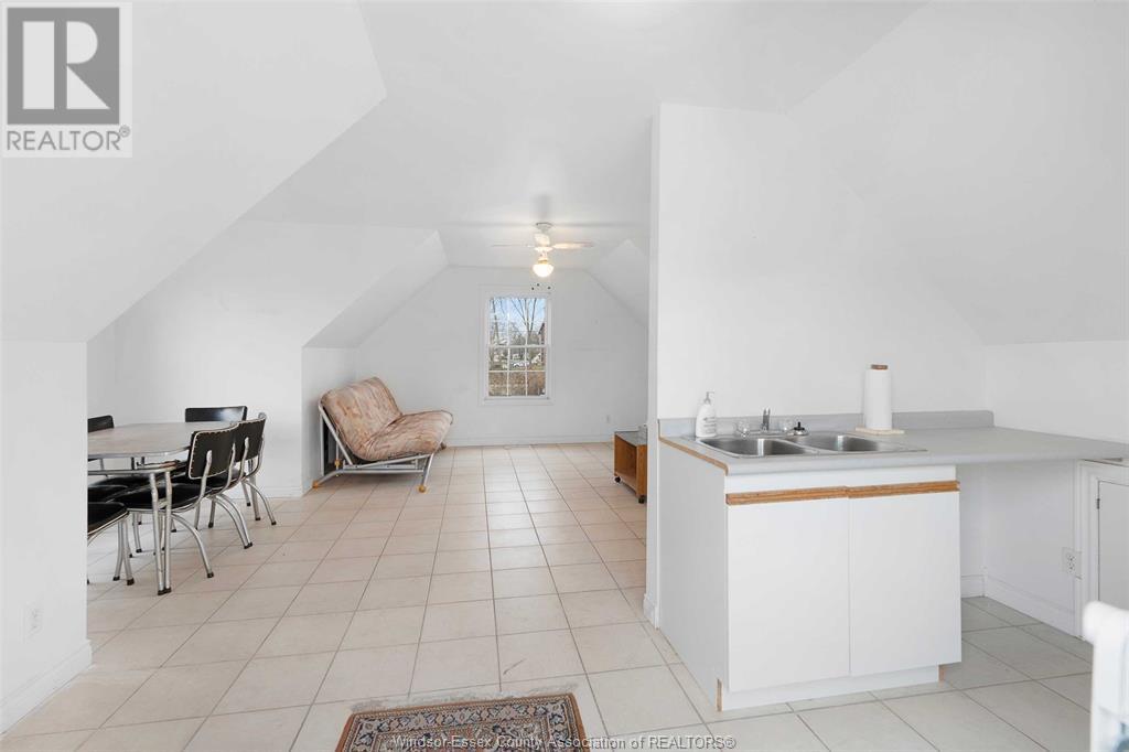 385 Lakeview Drive, Lakeshore, Ontario  N0R 1A0 - Photo 47 - 25013236