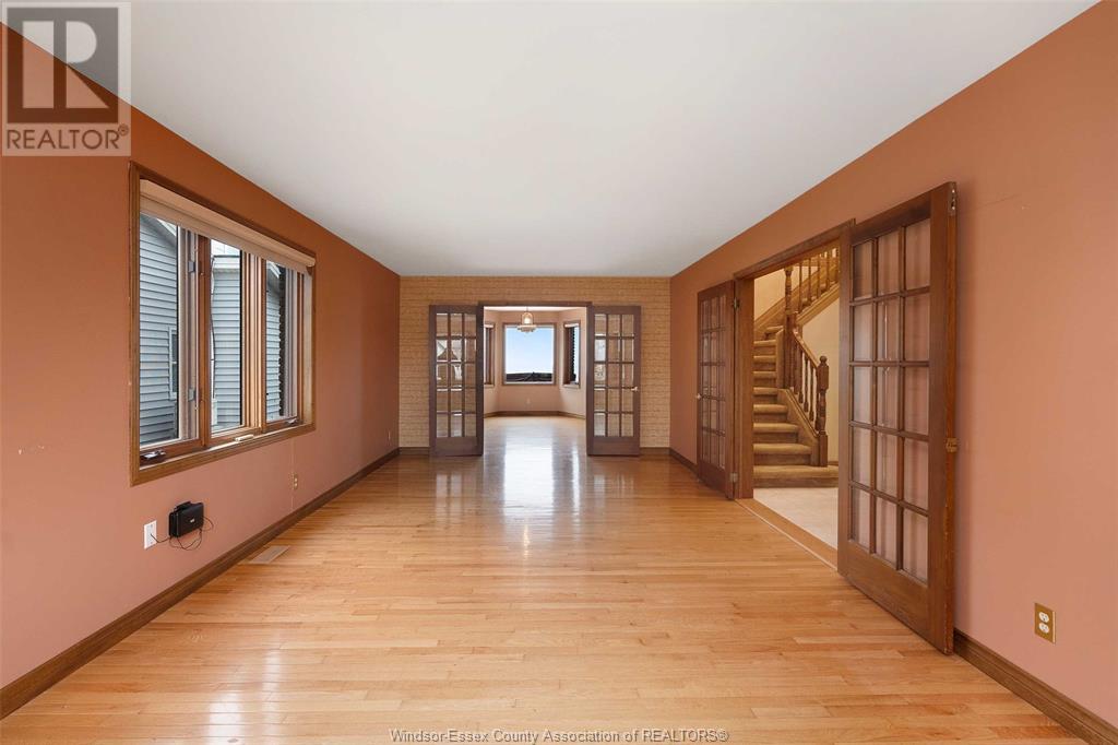 385 Lakeview Drive, Lakeshore, Ontario  N0R 1A0 - Photo 29 - 25013236