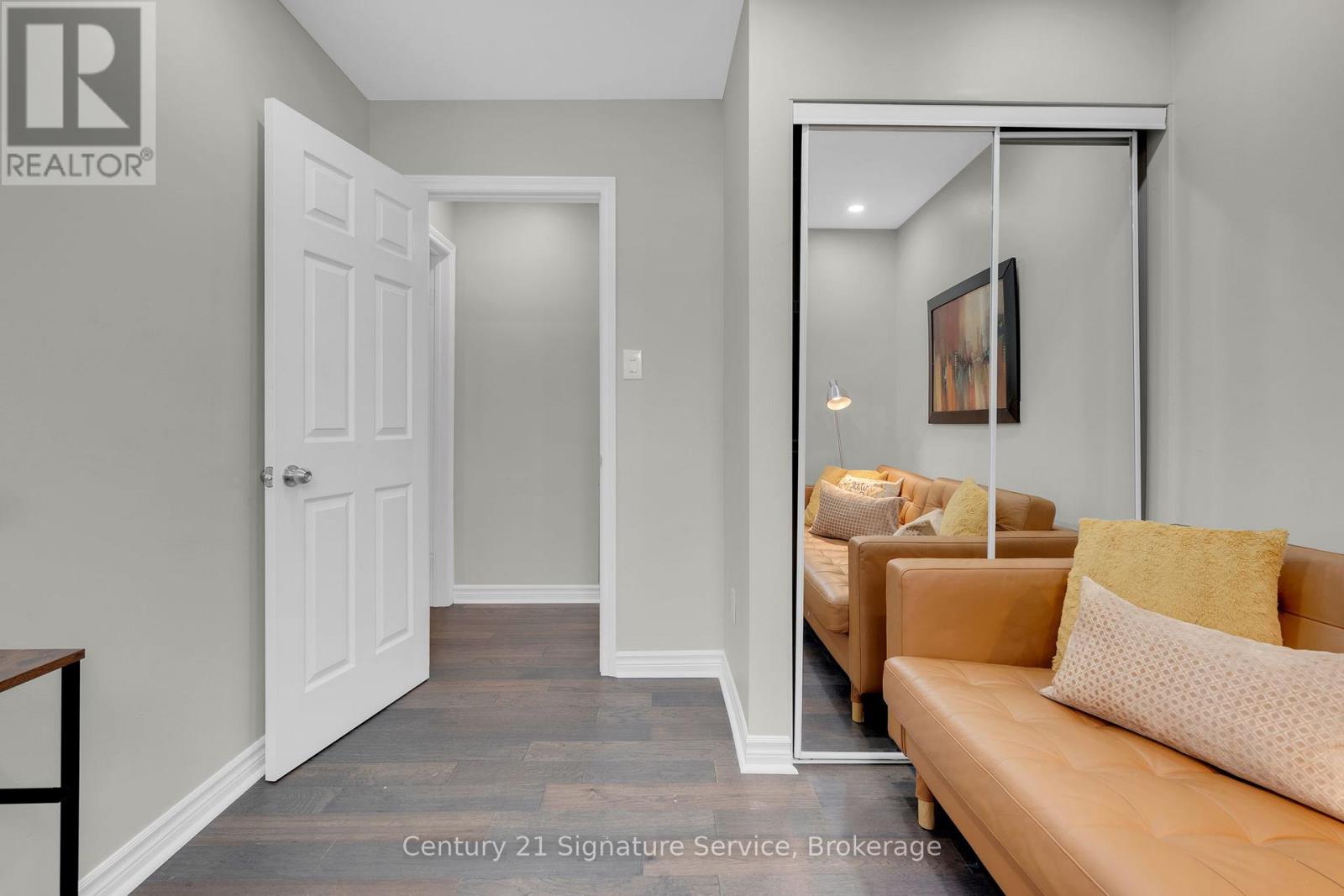 42 Ellis Drive, Brampton, Ontario  L6T 4C4 - Photo 23 - W12177171