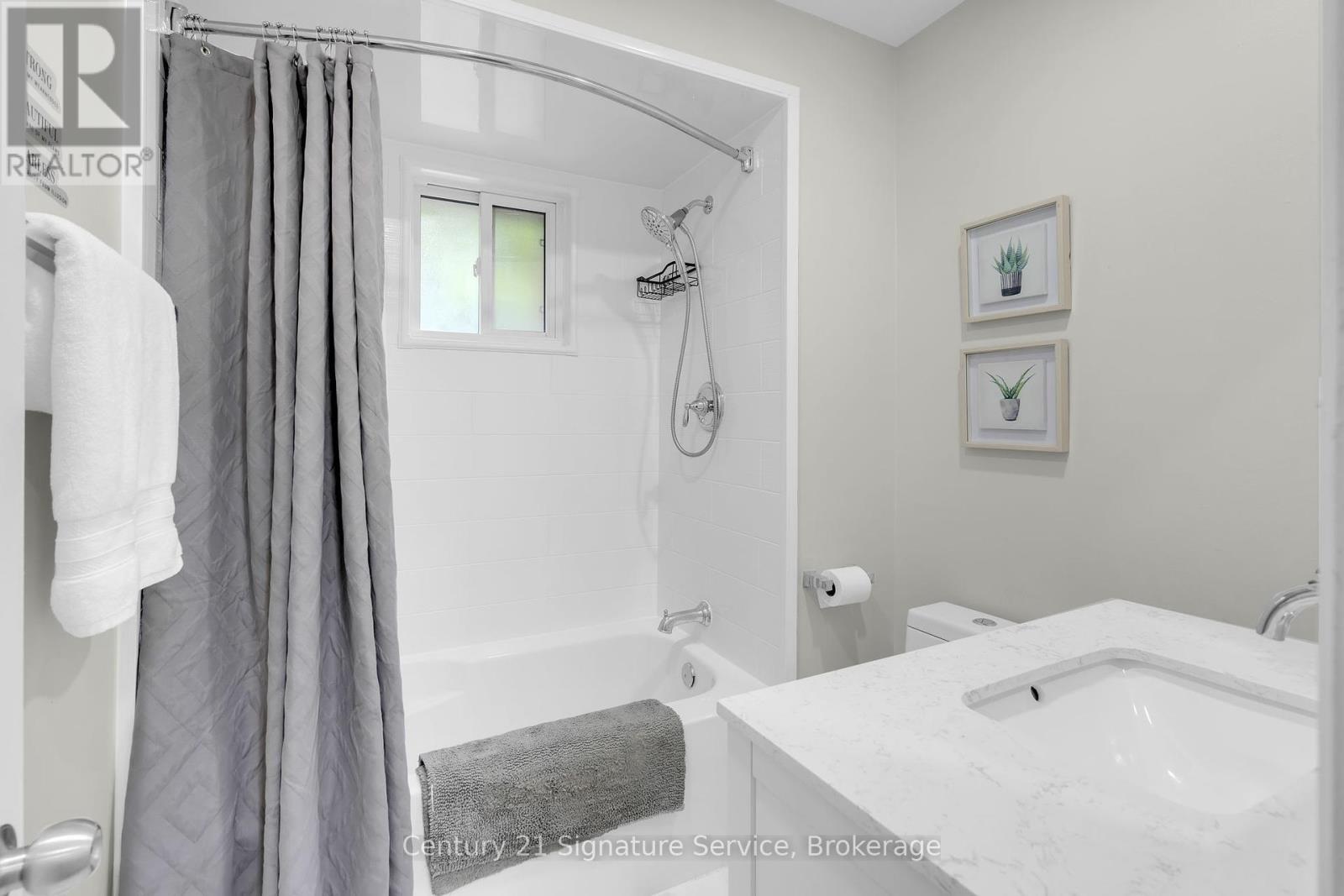 42 Ellis Drive, Brampton, Ontario  L6T 4C4 - Photo 30 - W12177171