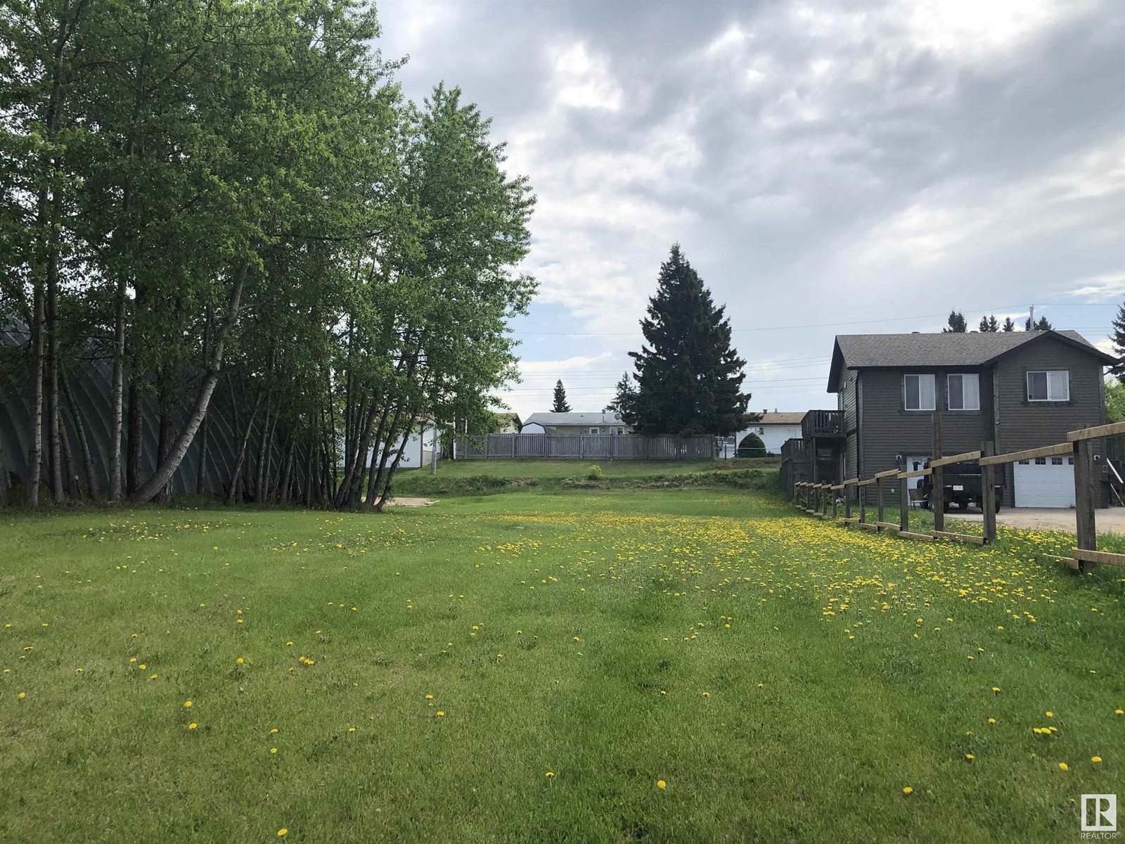 807 10 AV, Cold Lake, Alberta