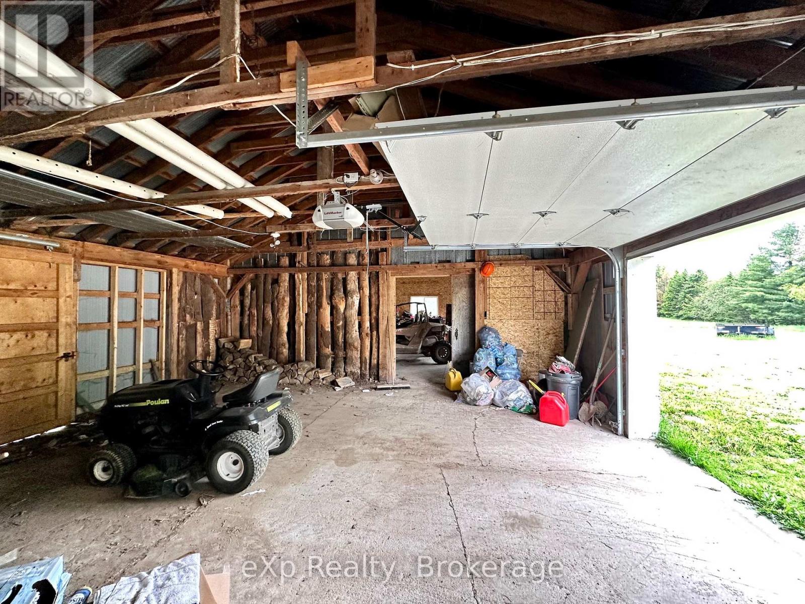 174364 Mulock Road, West Grey, Ontario  N0G 1S0 - Photo 28 - X12173080
