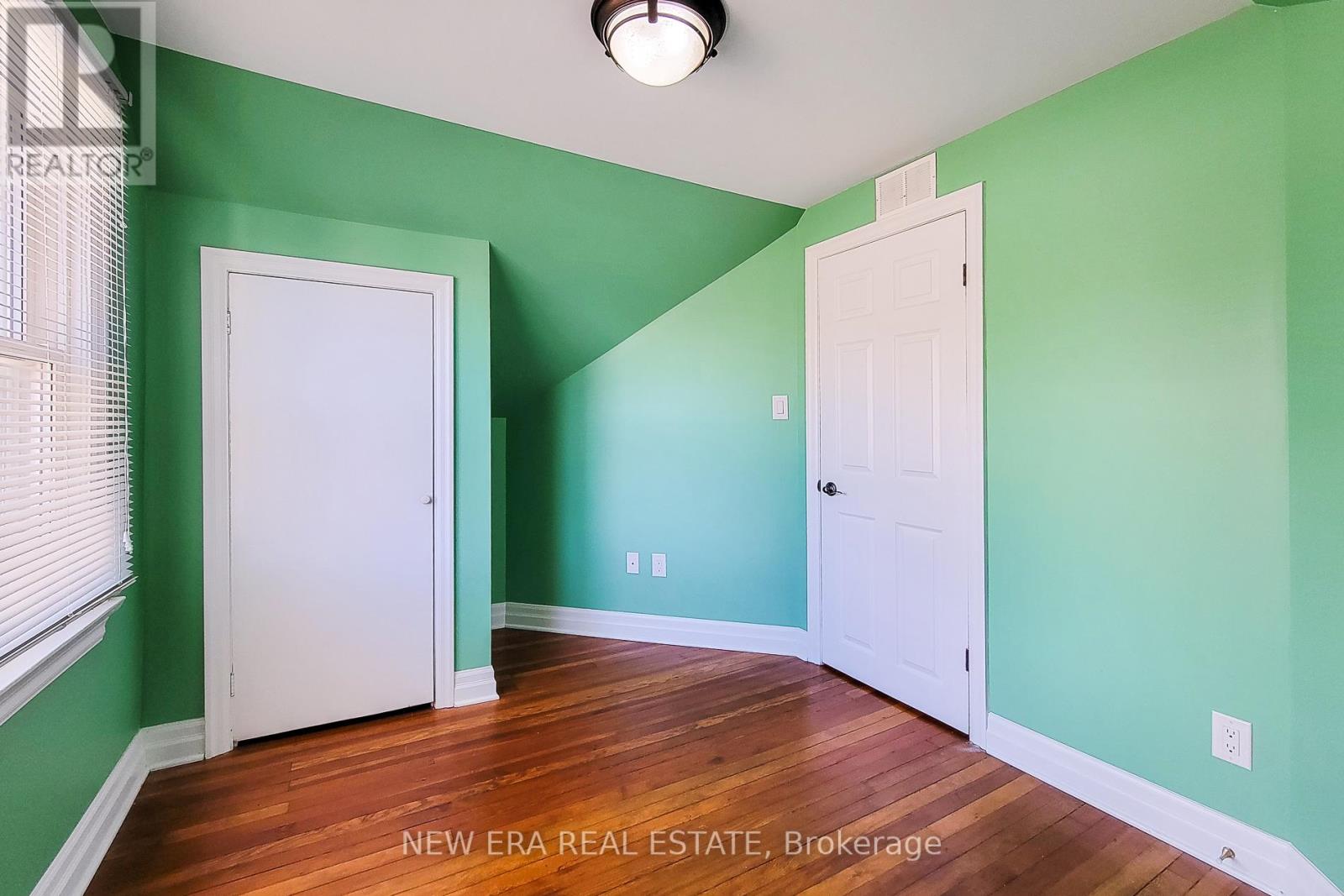 38 Haig Street, St. Catharines, Ontario  L2R 2K8 - Photo 24 - X12177166