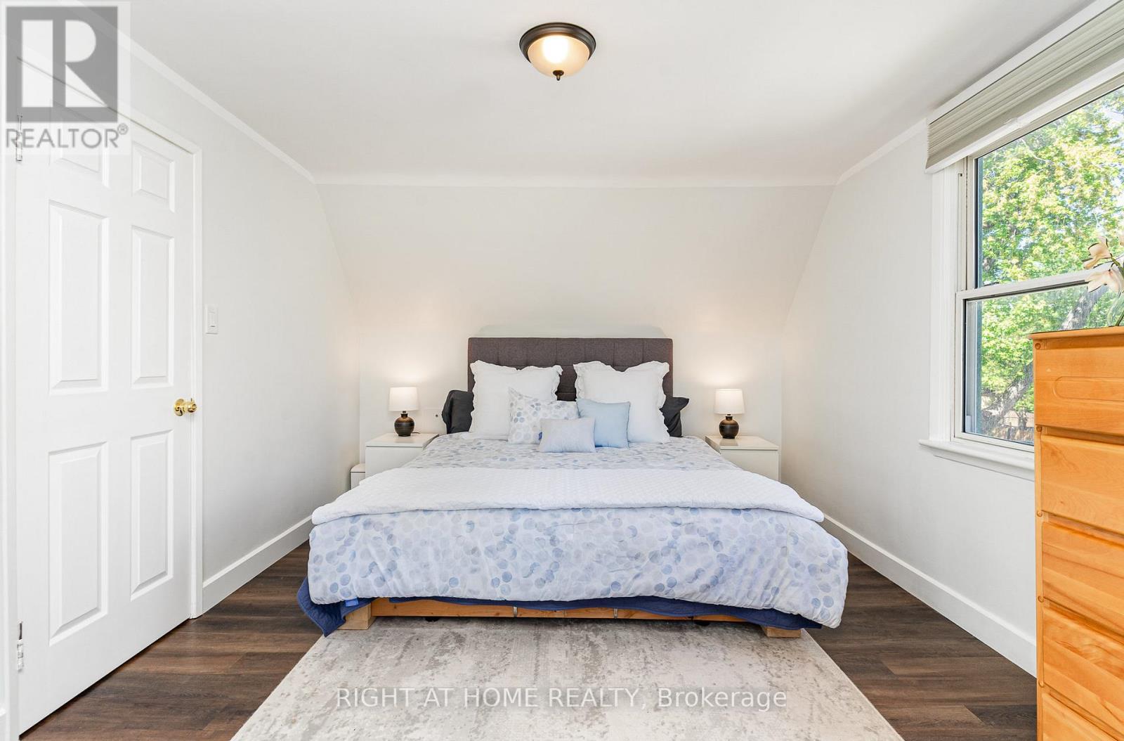 67 Martha Street, Hamilton (Mcquesten), Ontario  L8H 2C2 - Photo 7 - X12177181