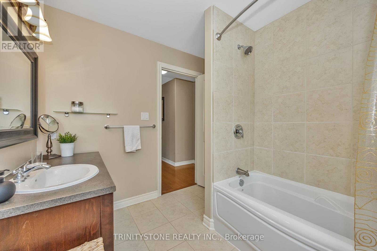 15 Canadian Drive, Ottawa, Ontario  K0A 1B0 - Photo 29 - X12141517