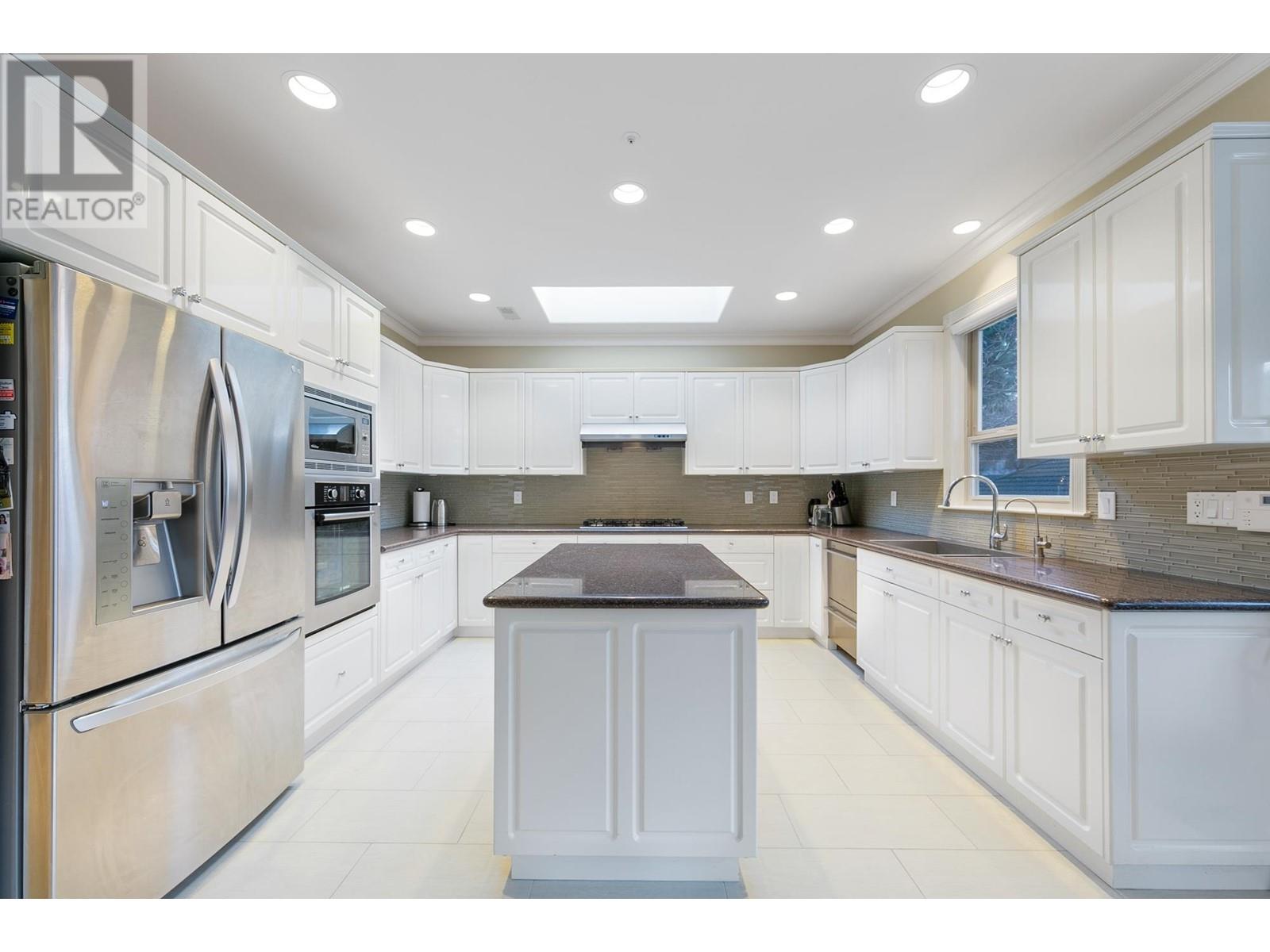 1688 W 61st Avenue, Vancouver, British Columbia  V6P 2C3 - Photo 5 - R3007271