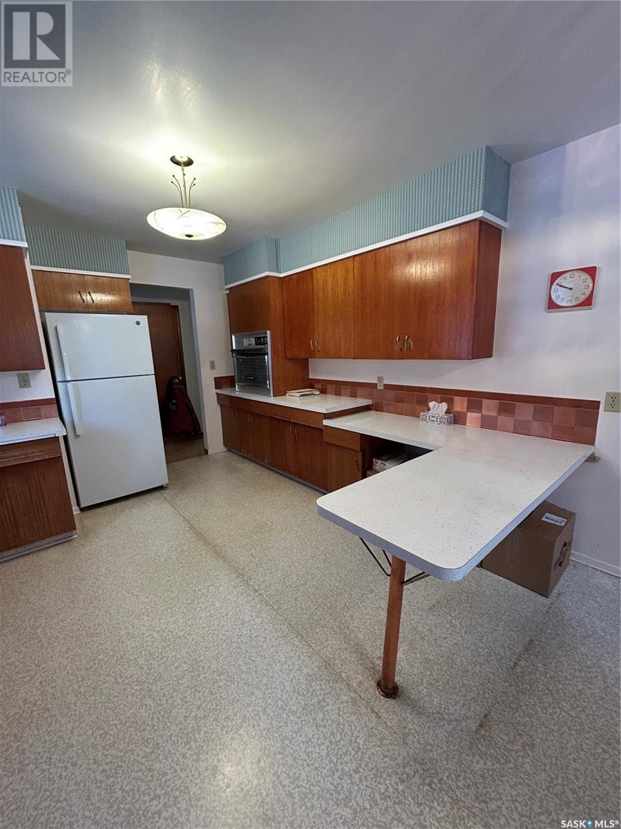 315 3rd Street E, Kelvington, Saskatchewan  S0A 1W0 - Photo 13 - SK992726