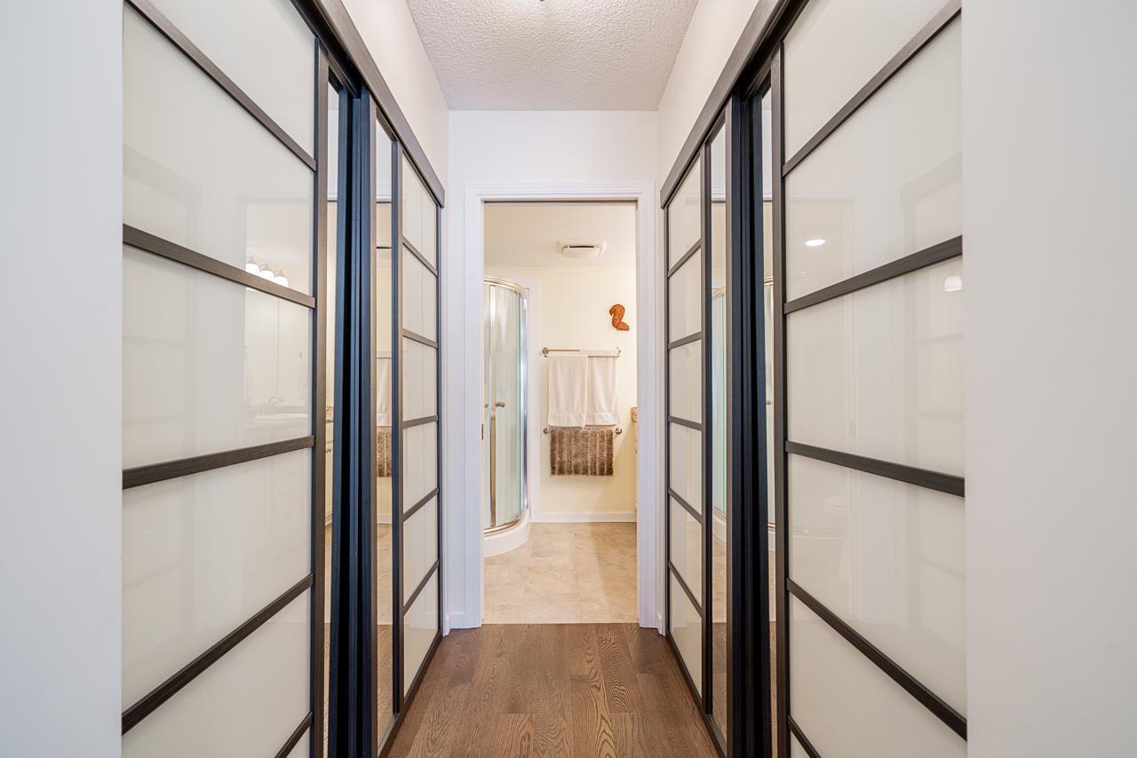 305 15367 Buena Vista Avenue, White Rock, British Columbia  V4B 1Y7 - Photo 11 - R3007858