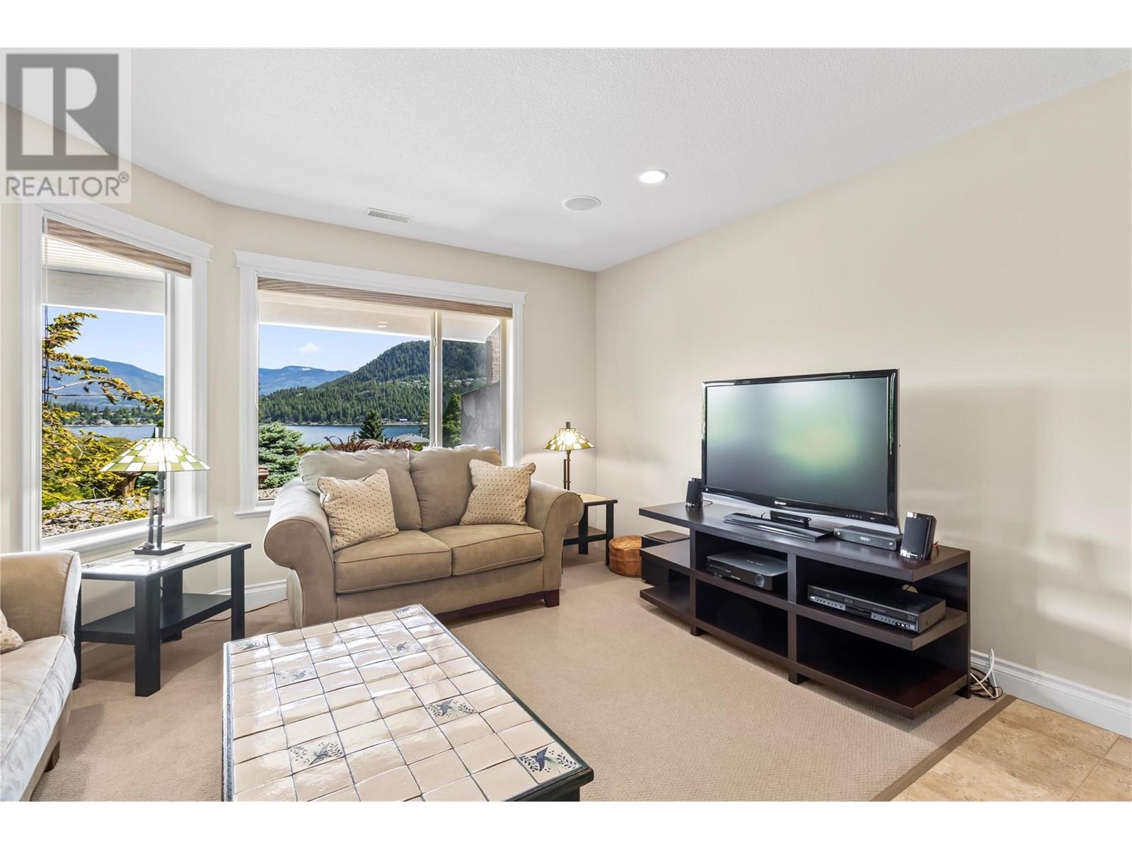 2390 Tamerac Terrace, Sorrento, British Columbia  V0E 2W2 - Photo 49 - 10348859