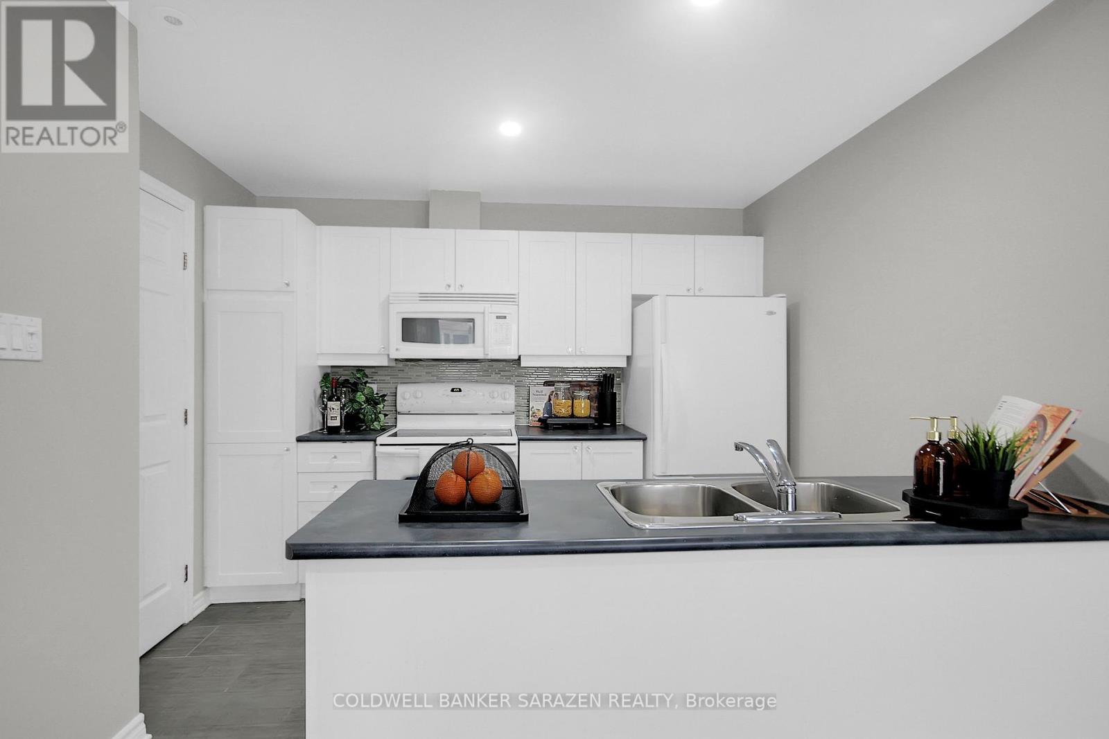 F - 171 Crestway Drive, Ottawa, Ontario  K2G 7C8 - Photo 12 - X12167368