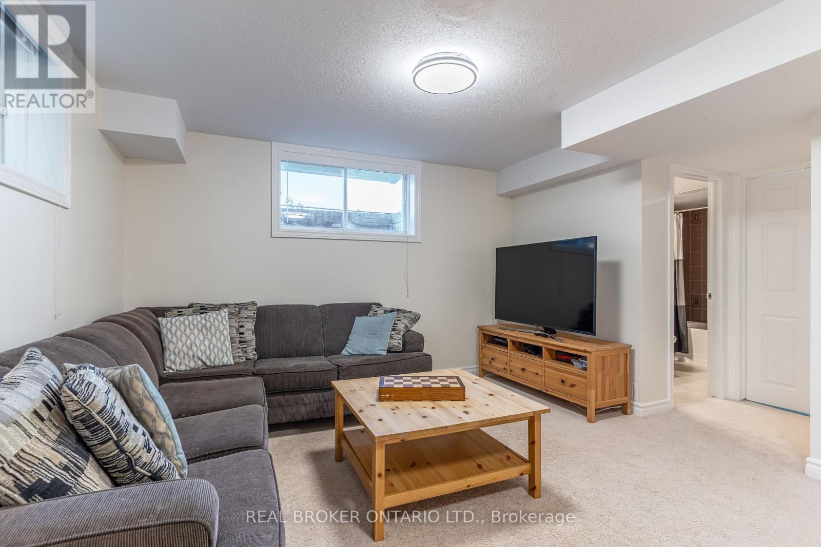 2473 Esprit Drive, Ottawa, Ontario  K4A 0S6 - Photo 33 - X12177217