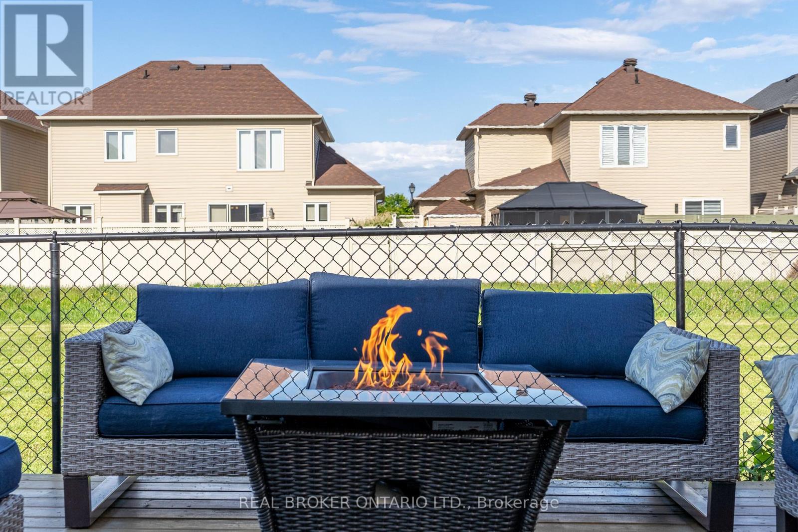 2473 Esprit Drive, Ottawa, Ontario  K4A 0S6 - Photo 36 - X12177217