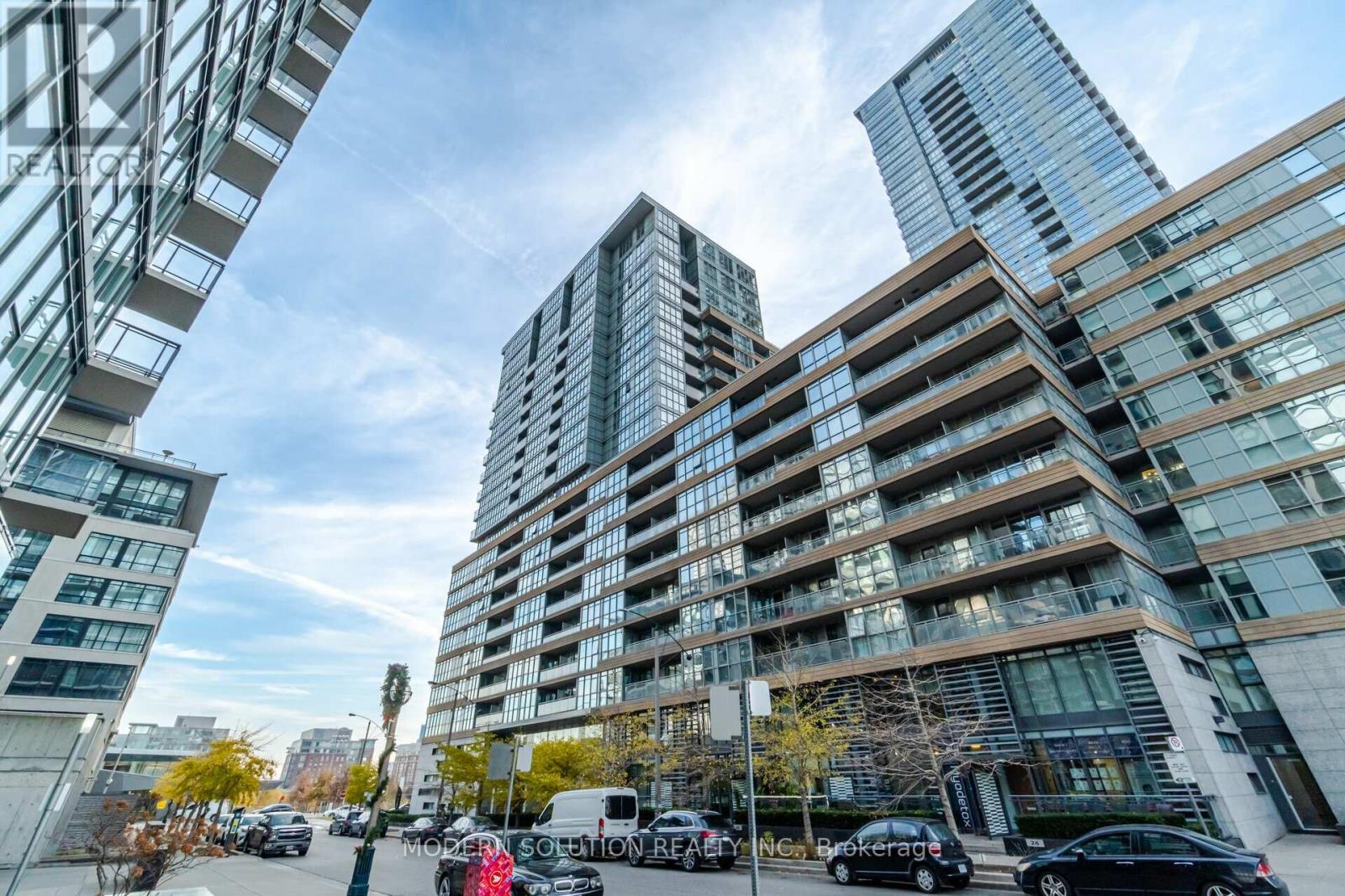 925 - 10 CAPREOL COURT, Toronto, Ontario