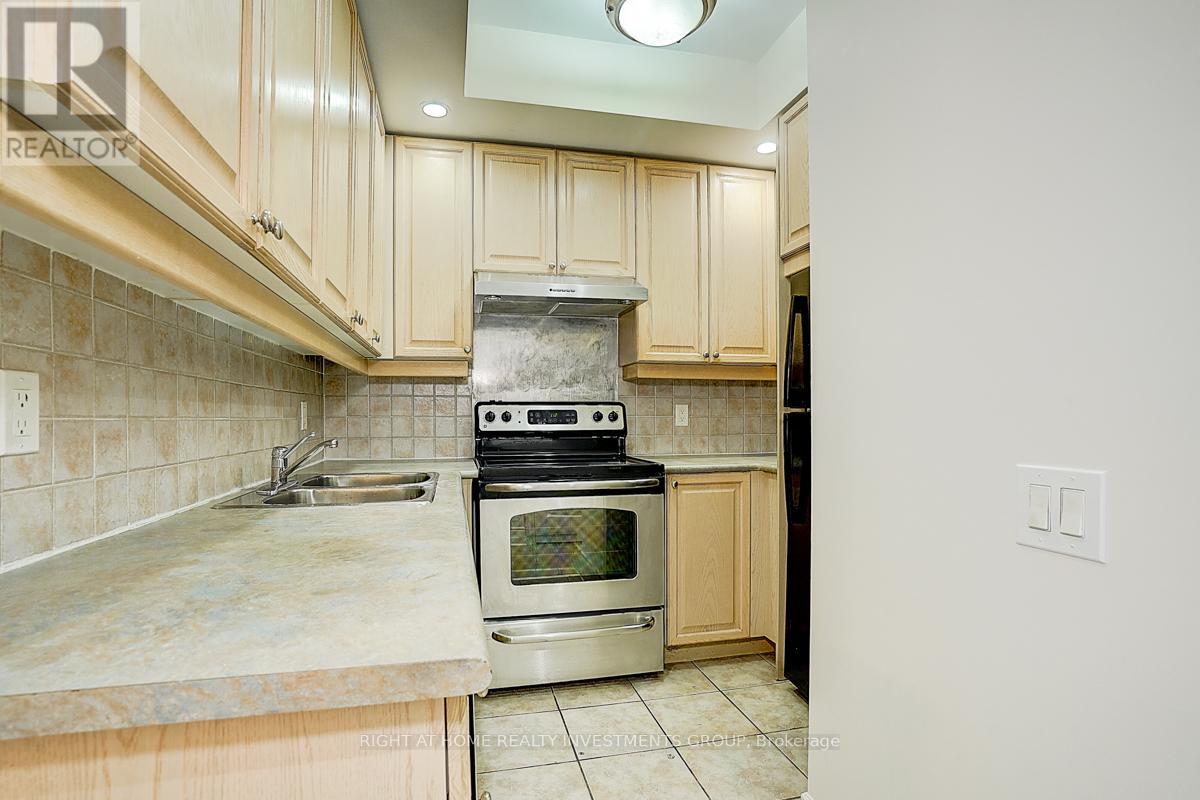 2515 - 15 Northtown Way, Toronto (Willowdale East), Ontario  M2N 7A2 - Photo 14 - C12177255