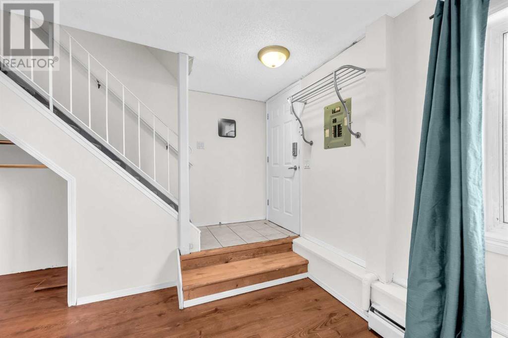 Property at 21, 3809 45 Street SW image 5