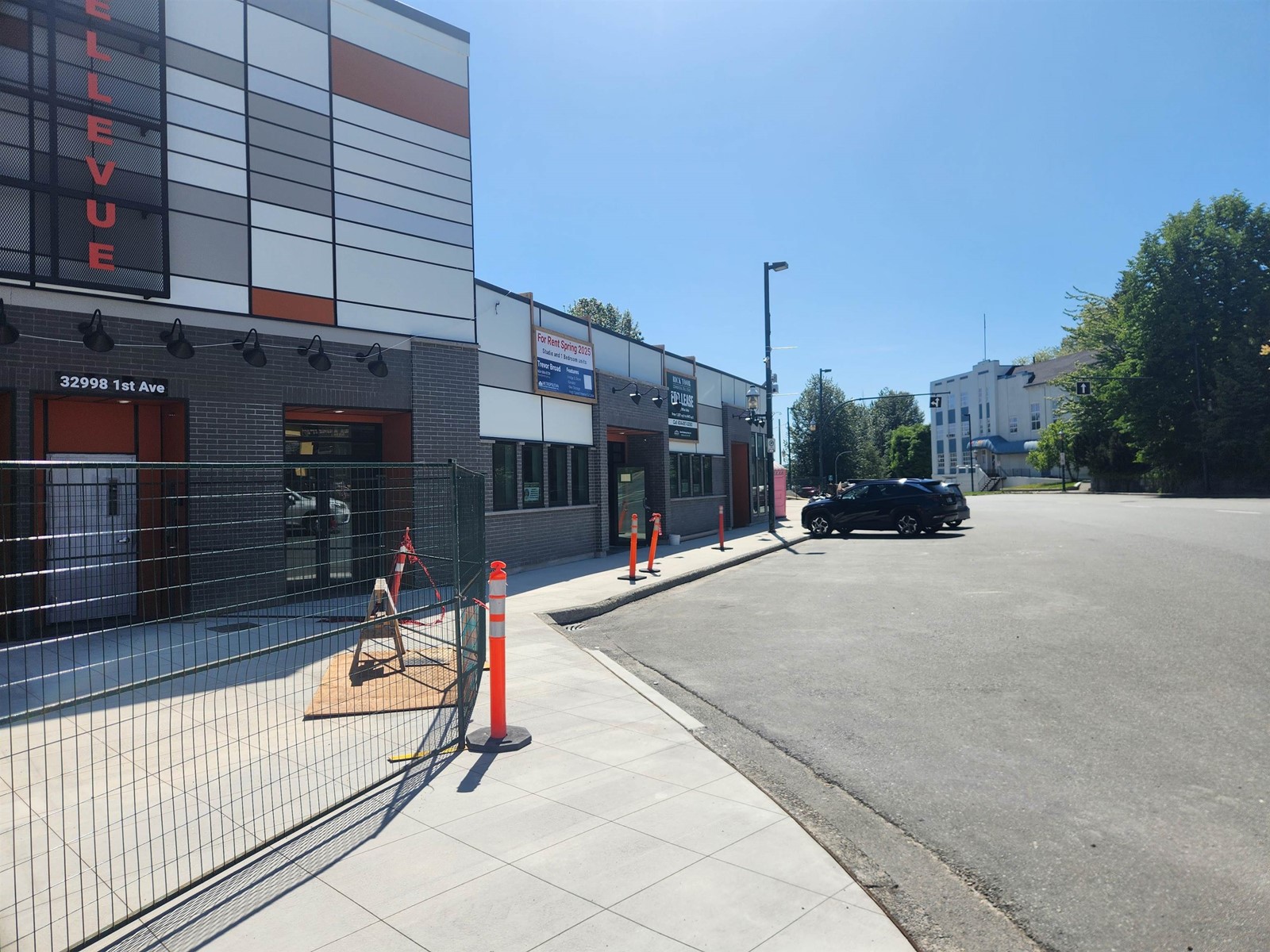 202 32998 1st Avenue, Mission, British Columbia  V2V 1G3 - Photo 2 - C8063551