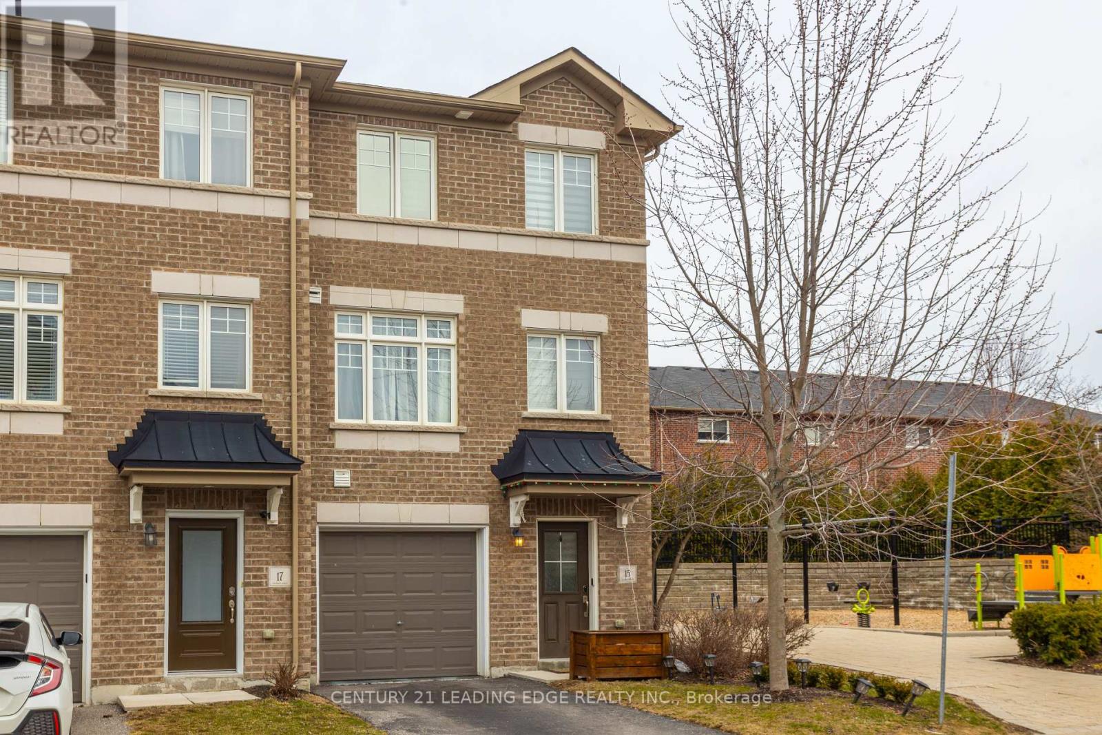 15 Ken Bromley Lane, Clarington, Ontario  L1C 0S4 - Photo 2 - E12177213