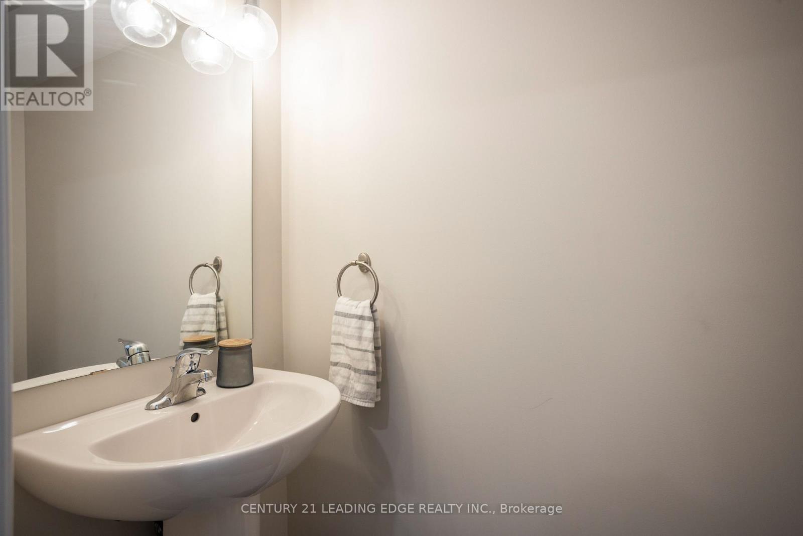 15 Ken Bromley Lane, Clarington, Ontario  L1C 0S4 - Photo 20 - E12177213