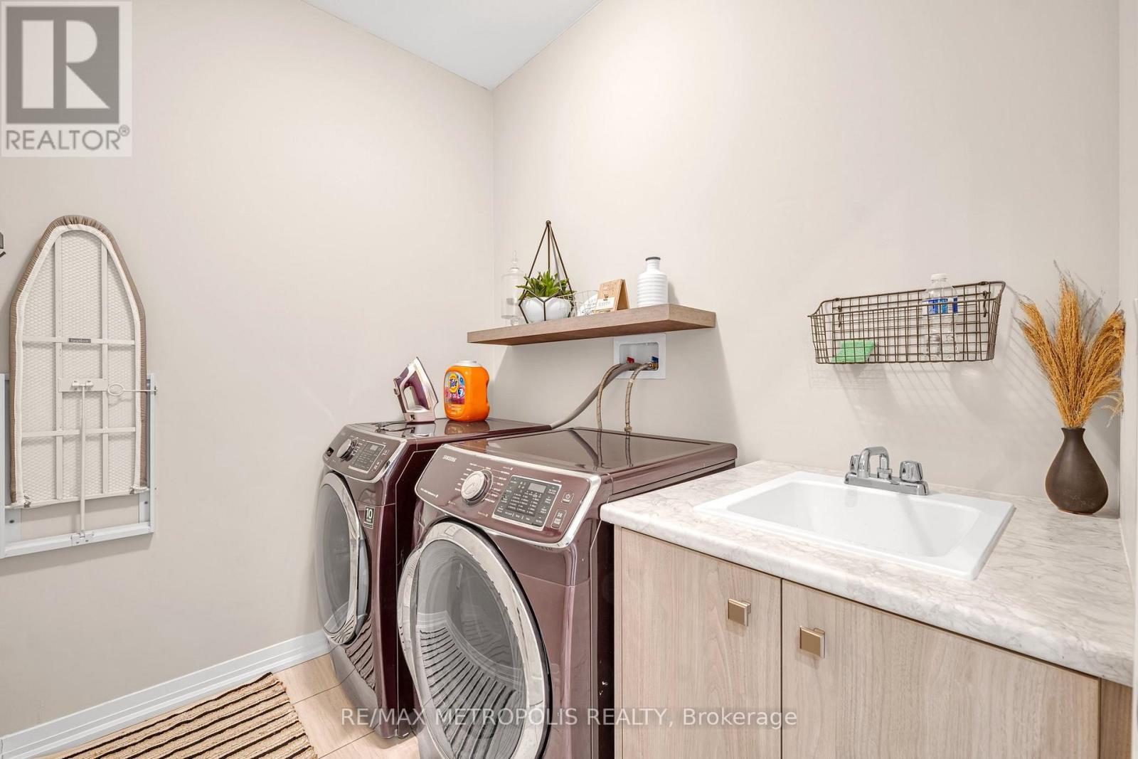 37 Fruitful Crescent, Whitby, Ontario  L1P 0N3 - Photo 22 - E12177223