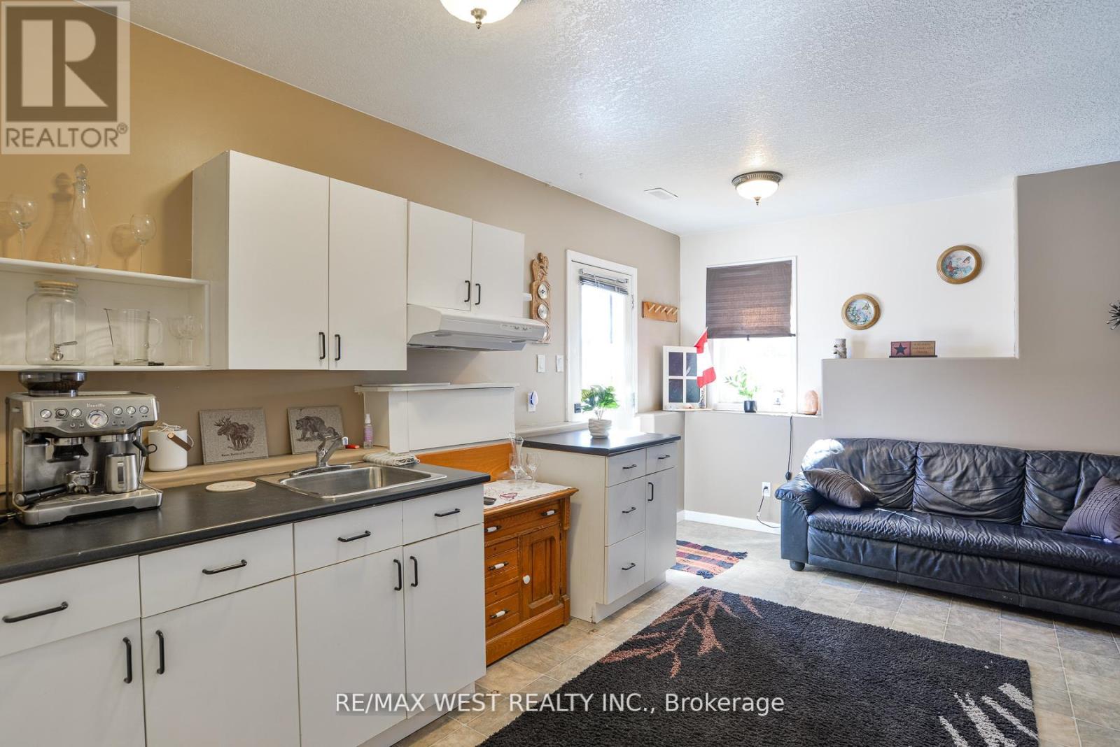 13 Albert Street W, Springwater, Ontario  L0L 1V0 - Photo 12 - S12177251