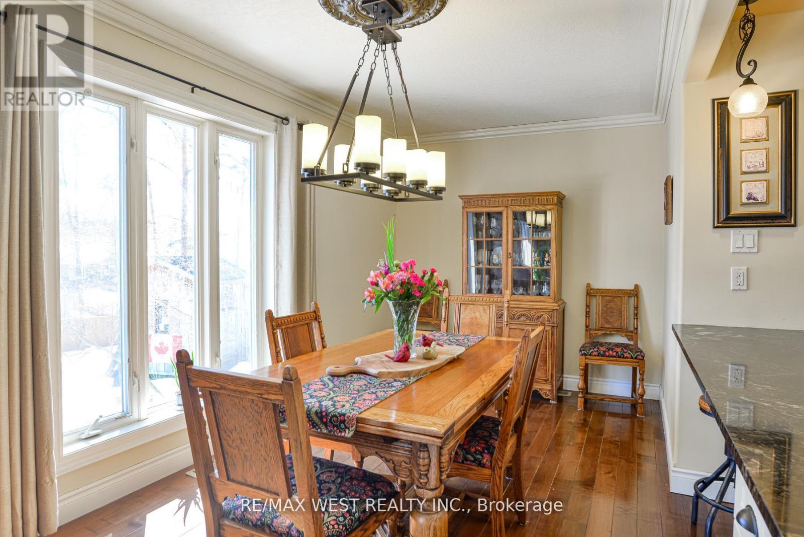 13 Albert Street W, Springwater, Ontario  L0L 1V0 - Photo 6 - S12177251