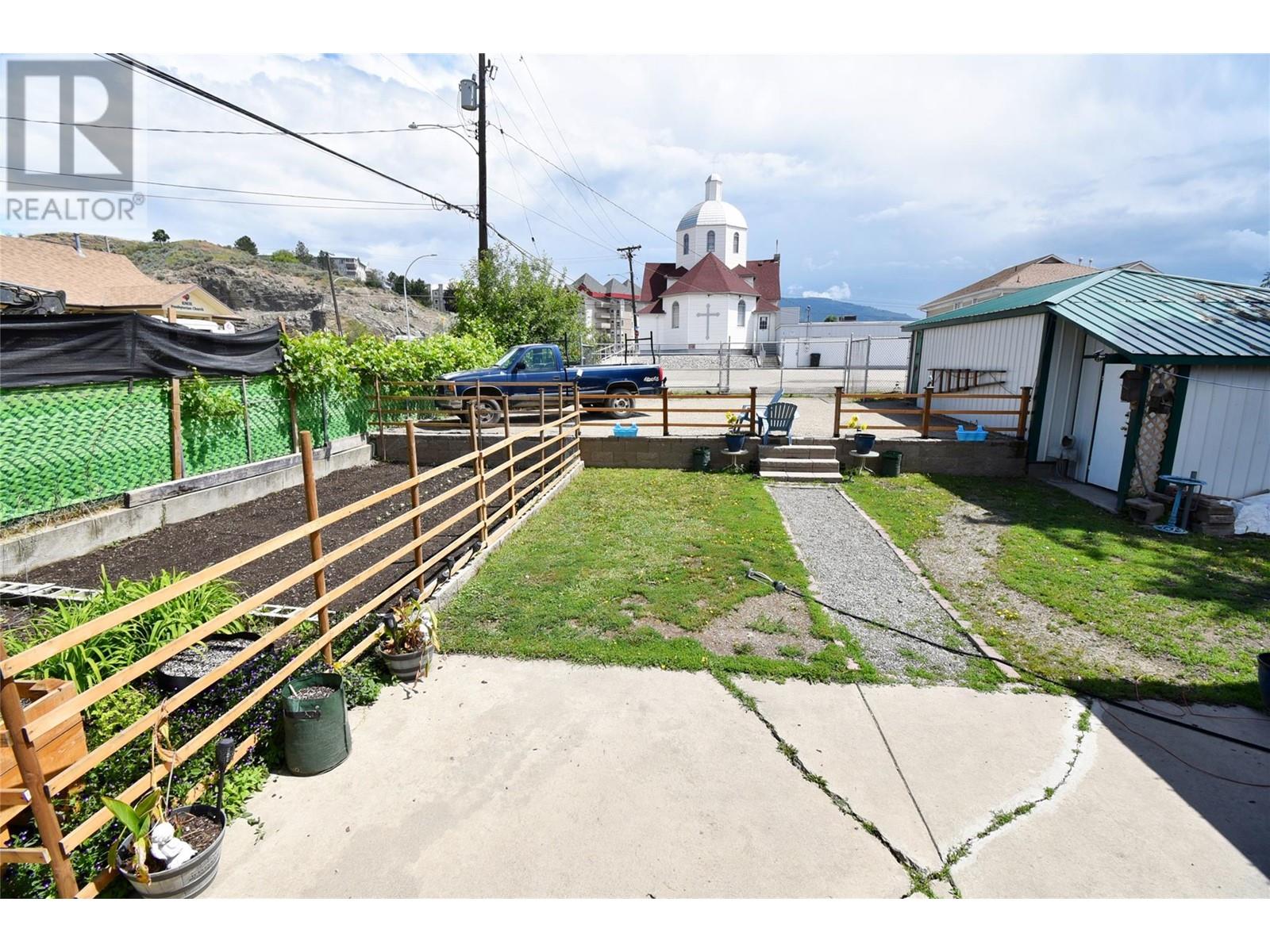 3011 38 Street, Vernon, British Columbia  V1T 6H7 - Photo 56 - 10349493