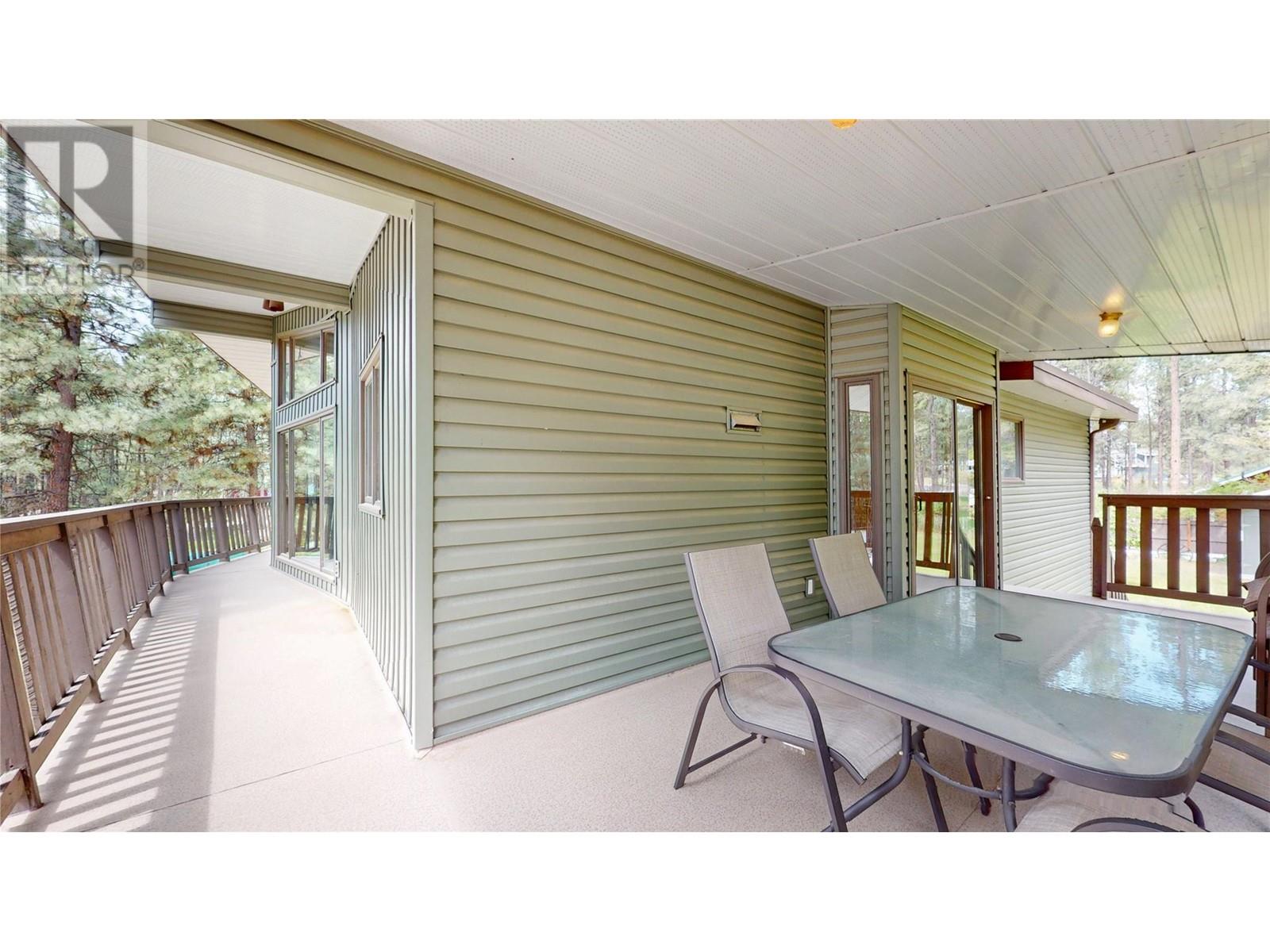 4914 Briarwood Crescent, Wasa, British Columbia  V0B 2K0 - Photo 5 - 10349677