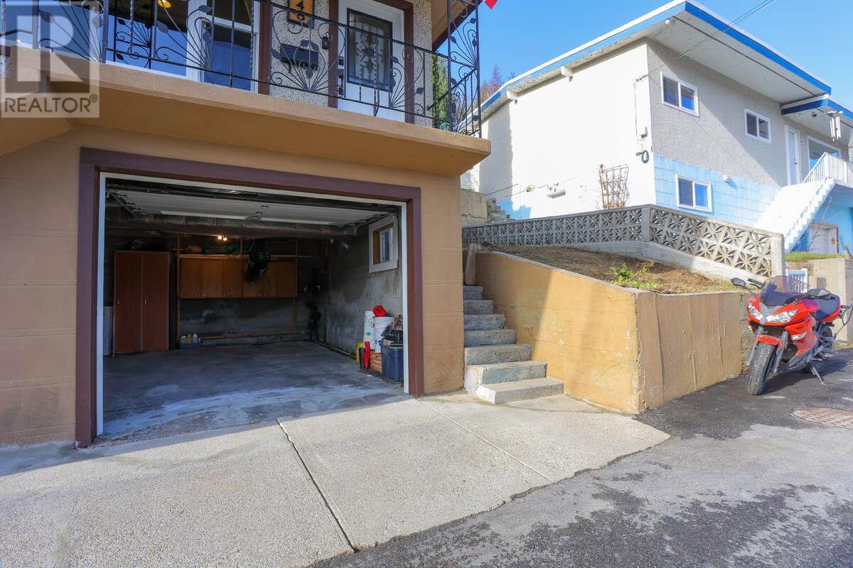 948 Warren Lane, Trail, BC V1R3G7