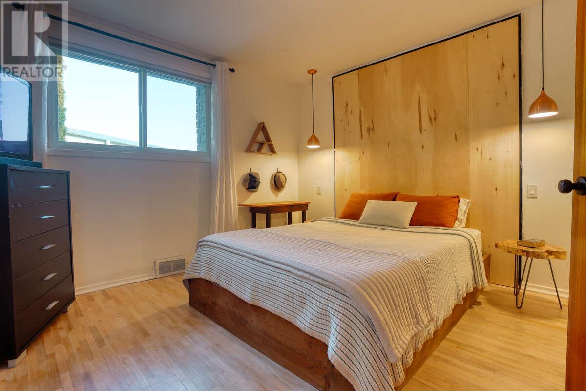 948 Warren Lane, Trail, British Columbia  V1R 3G7 - Photo 23 - 10349680