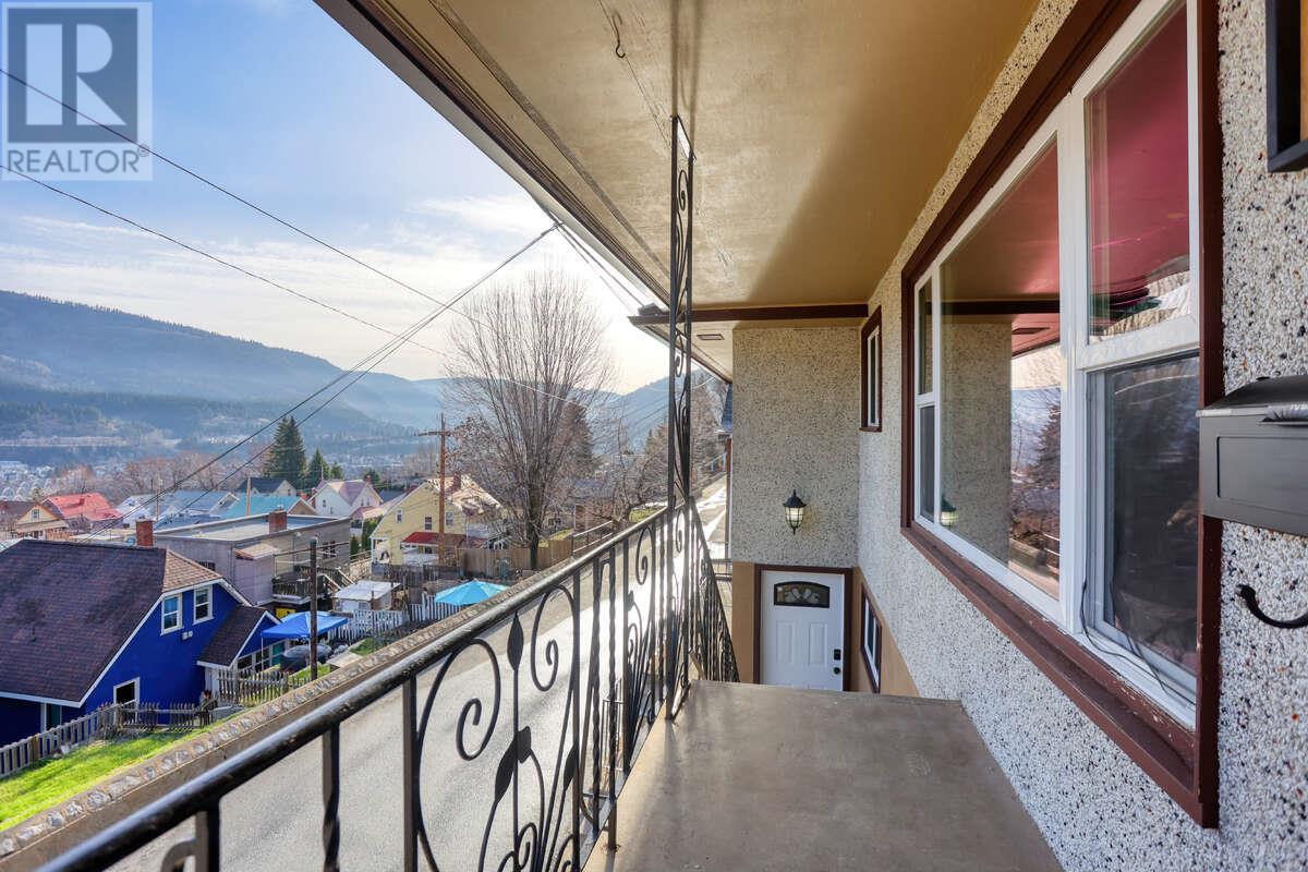 948 Warren Lane, Trail, British Columbia  V1R 3G7 - Photo 36 - 10349680