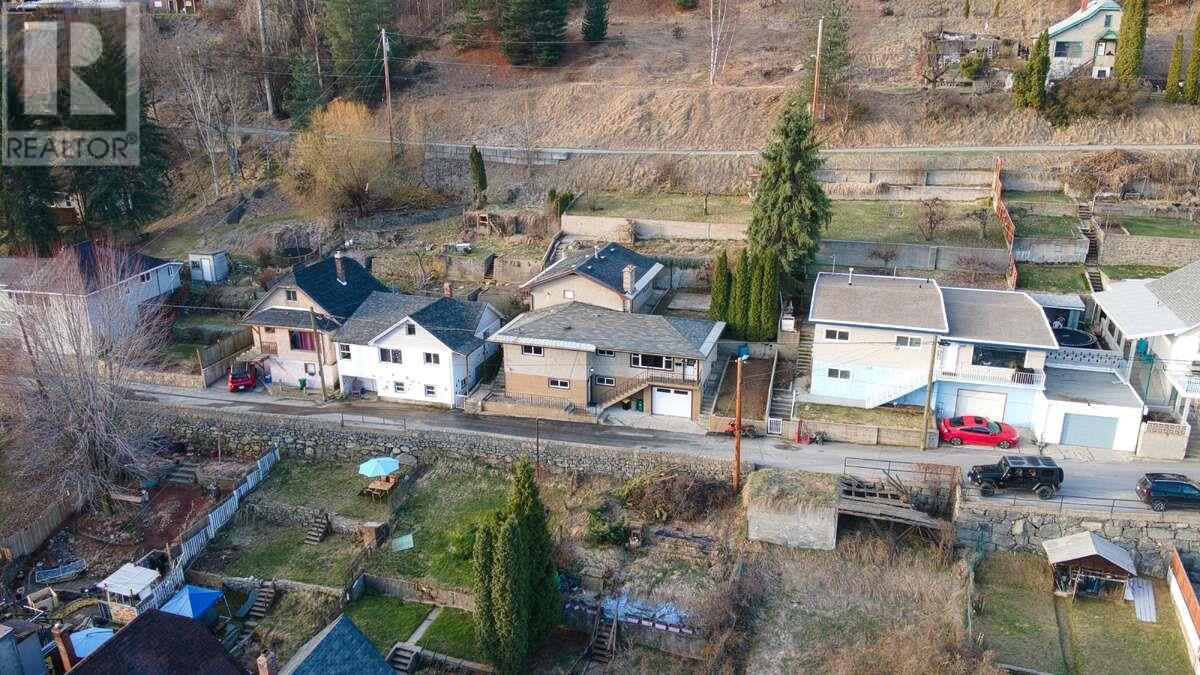 948 Warren Lane, Trail, British Columbia  V1R 3G7 - Photo 45 - 10349680